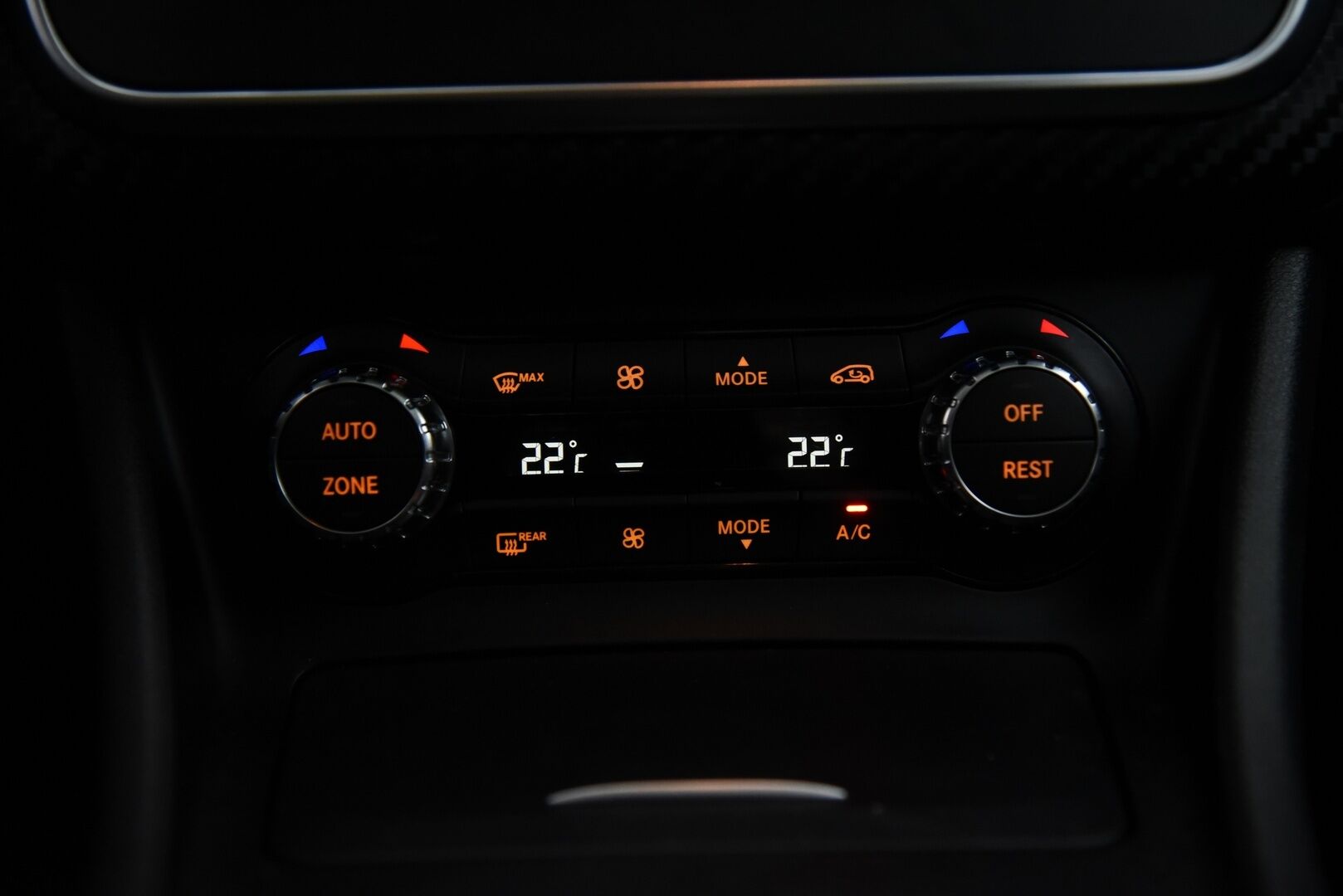Mercedes-Benz A 2012 250 Sport A Premium Business / AMG-paketti / Panorama / Nahka-alcantara / Vakkari / - Tulossa myyntiin!