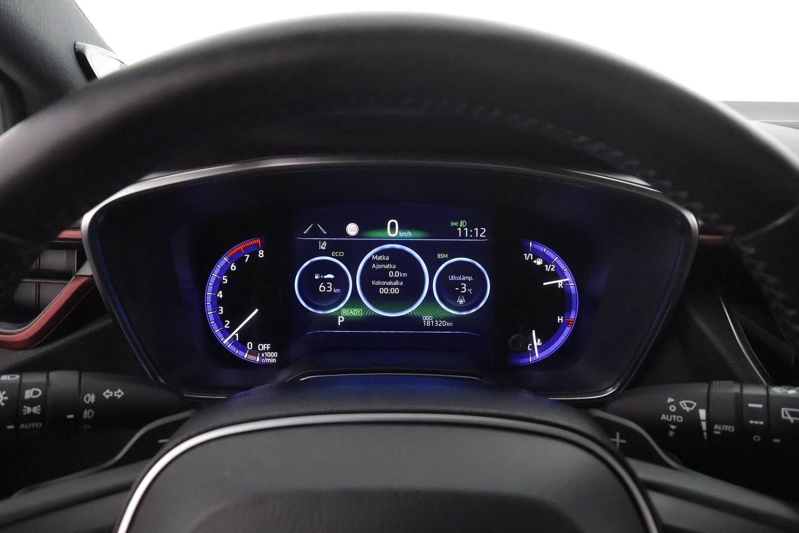 Toyota Corolla 2019 Touring Sports 2,0 Hybrid Premium * ACC / HUD / Panorama / Webasto / JBL / P.kamera / Navi / KeylessGo / Sporttinahat / LED * - Suomi-auto / Kahdet renkaat aluvanteilla / Merkkihuollettu / Supervarusteet