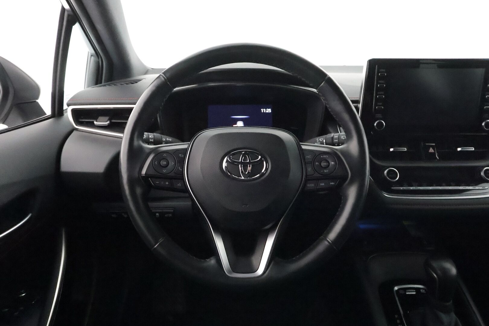 Toyota Corolla 2019 Touring Sports 1,8 Hybrid Style Business - 1-om. Suomi-auto / Adapt. Vakkari / P-kamera / Kaistavahti / LED-valot / KeylessGo / 2x Renkaat / Navi