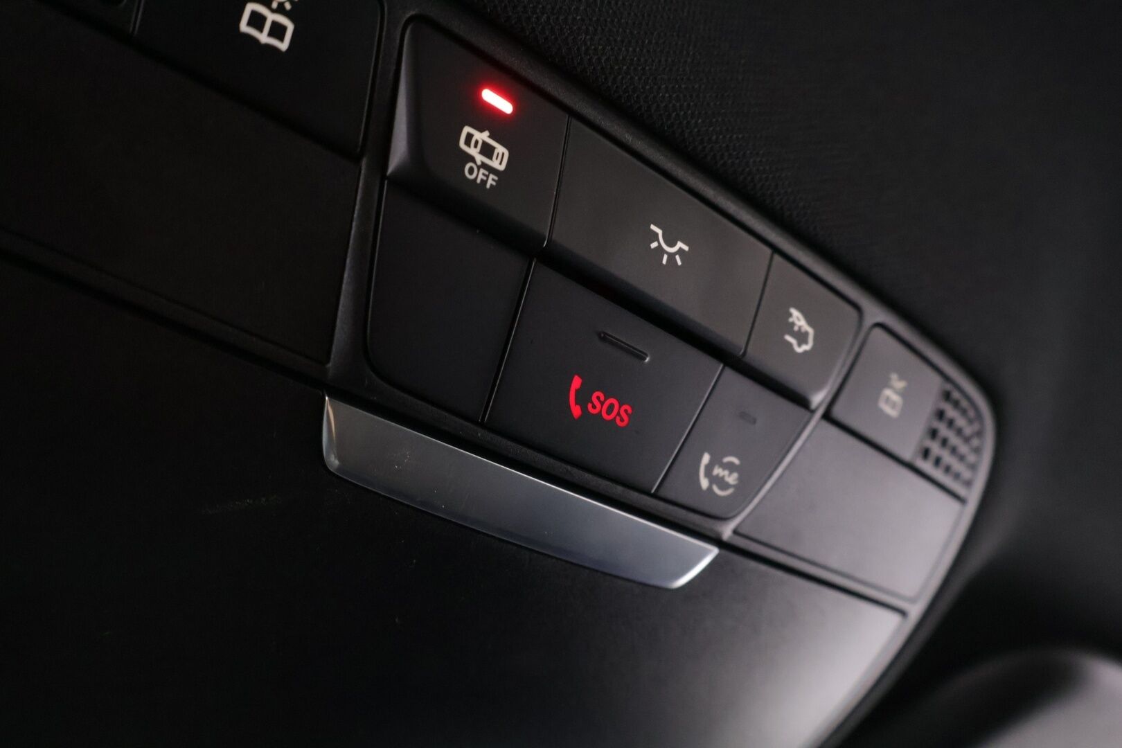 Mercedes-Benz E 2019 300 e A Business AMG Edition EQ Power *Vakkari / P-kamera / Nahka-alcantara / Sporttipenkit / Multibeam LED*
