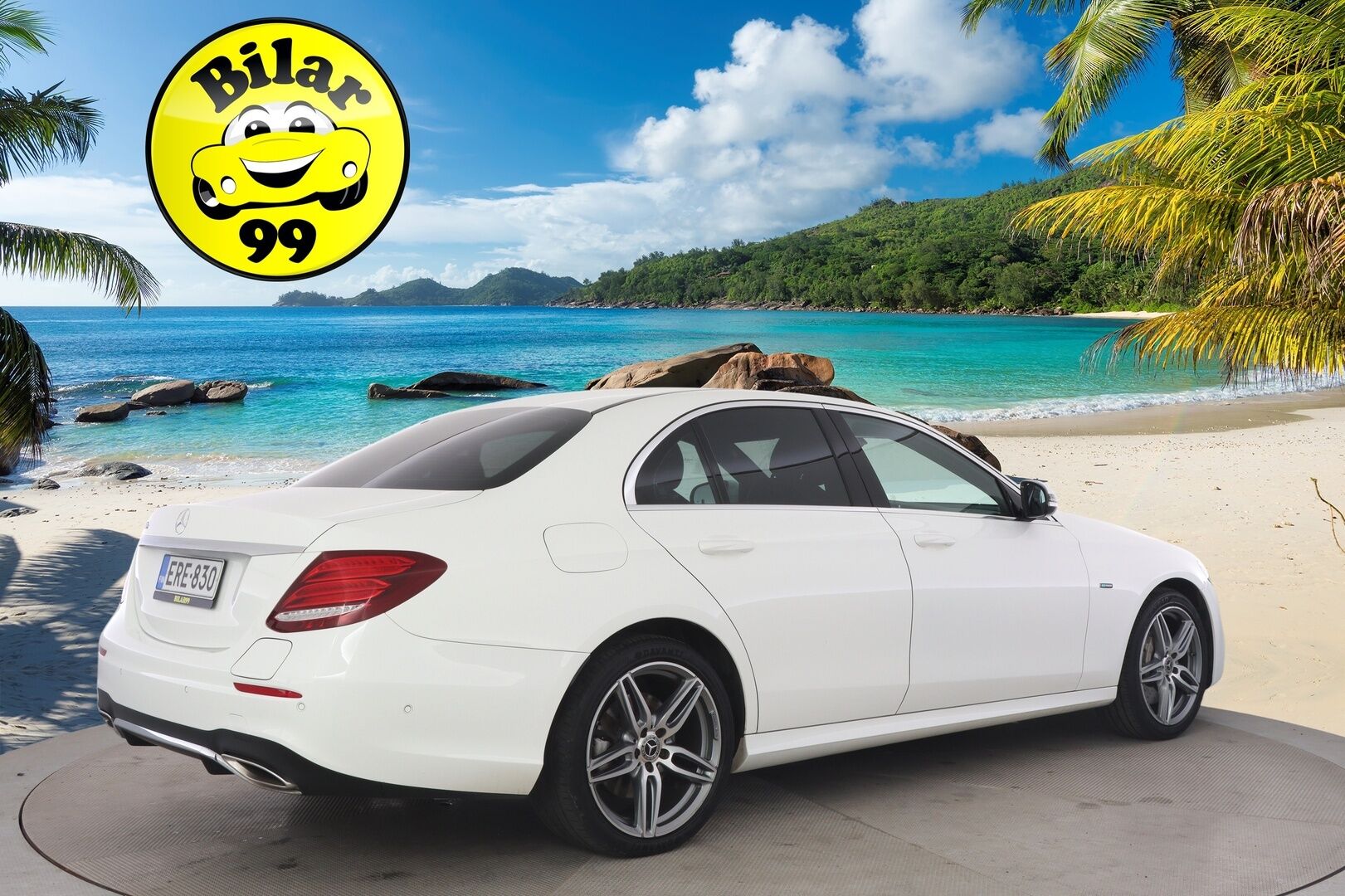 Mercedes-Benz E 2019 300 e A Business AMG Edition EQ Power *Vakkari / P-kamera / Nahka-alcantara / Sporttipenkit / Multibeam LED* - 3,99% KORKOTARJOUS TÄHÄN AUTOON 21.9. ASTI - Upea valkoinen helmi / Hyvin pidetty ja huollettu / Kattavasti varusteltu!