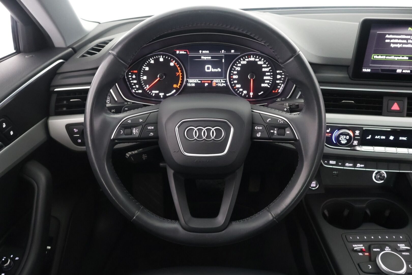 Audi A4 2019 Sedan Business Comfort Edition 35 TFSI 110 kW MHEV S tronic *Nahkasisusta / Sporttipenkit / Webasto / Keyless / Navi!* - / Juuri katsastettu / 2x hyvät renkaat /