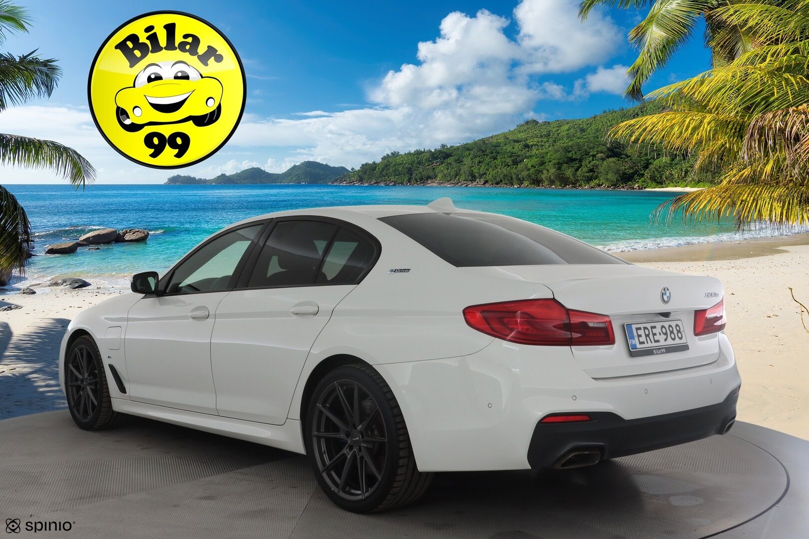 BMW 530 2019 G30 Sedan 530e A Charged Edition M Sport * Vakkari / P.kamera / Hifi / Sporttipenkit / Navi / LED * - Suomi-auto / Akku kuntotarkastettu! / Kahdet renkaat aluvanteilla