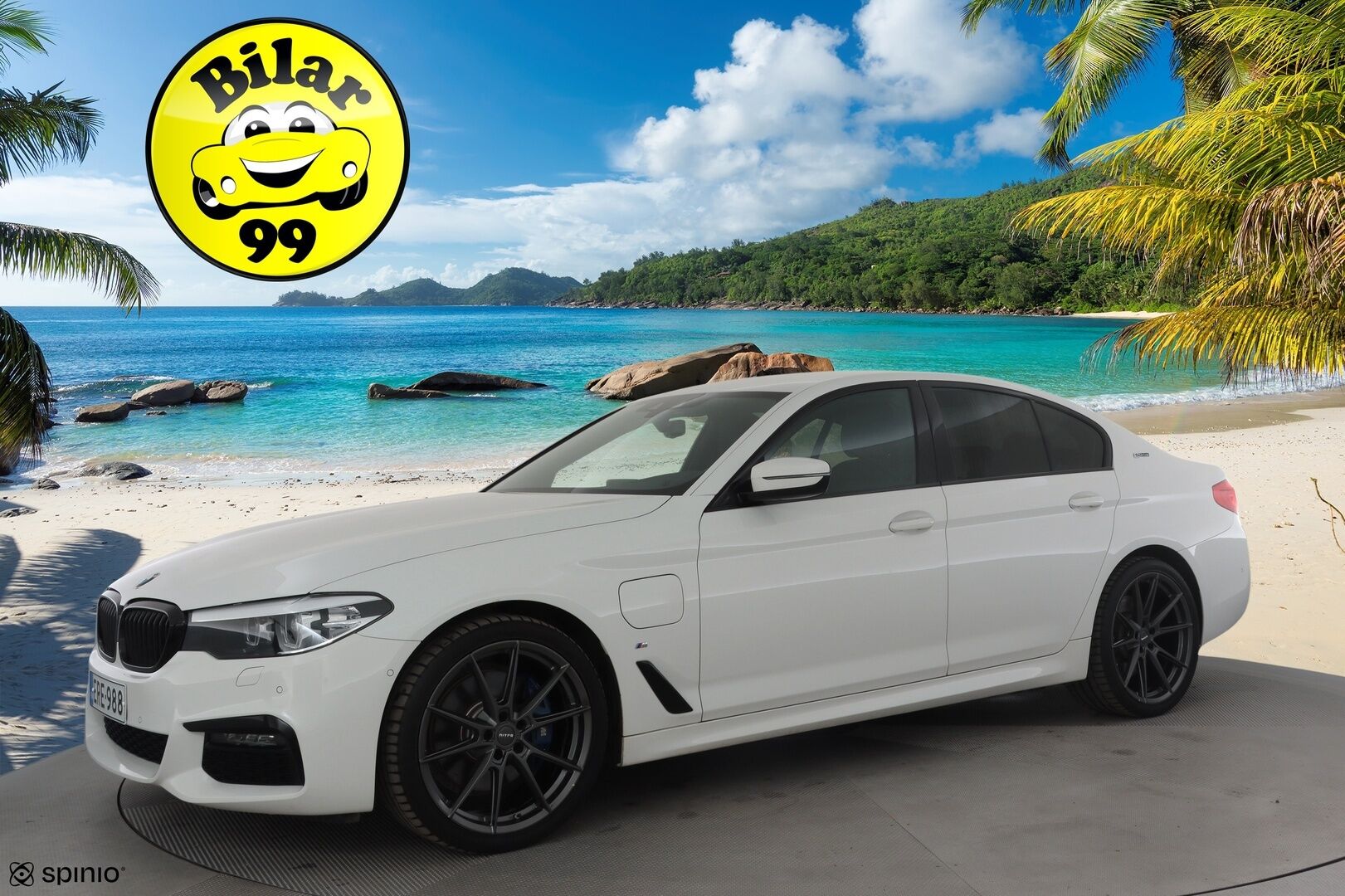 BMW 530 2019 G30 Sedan 530e A Charged Edition M Sport * Vakkari / P.kamera / Hifi / Sporttipenkit / Navi / LED * - Suomi-auto / Akku kuntotarkastettu! / Kahdet renkaat aluvanteilla