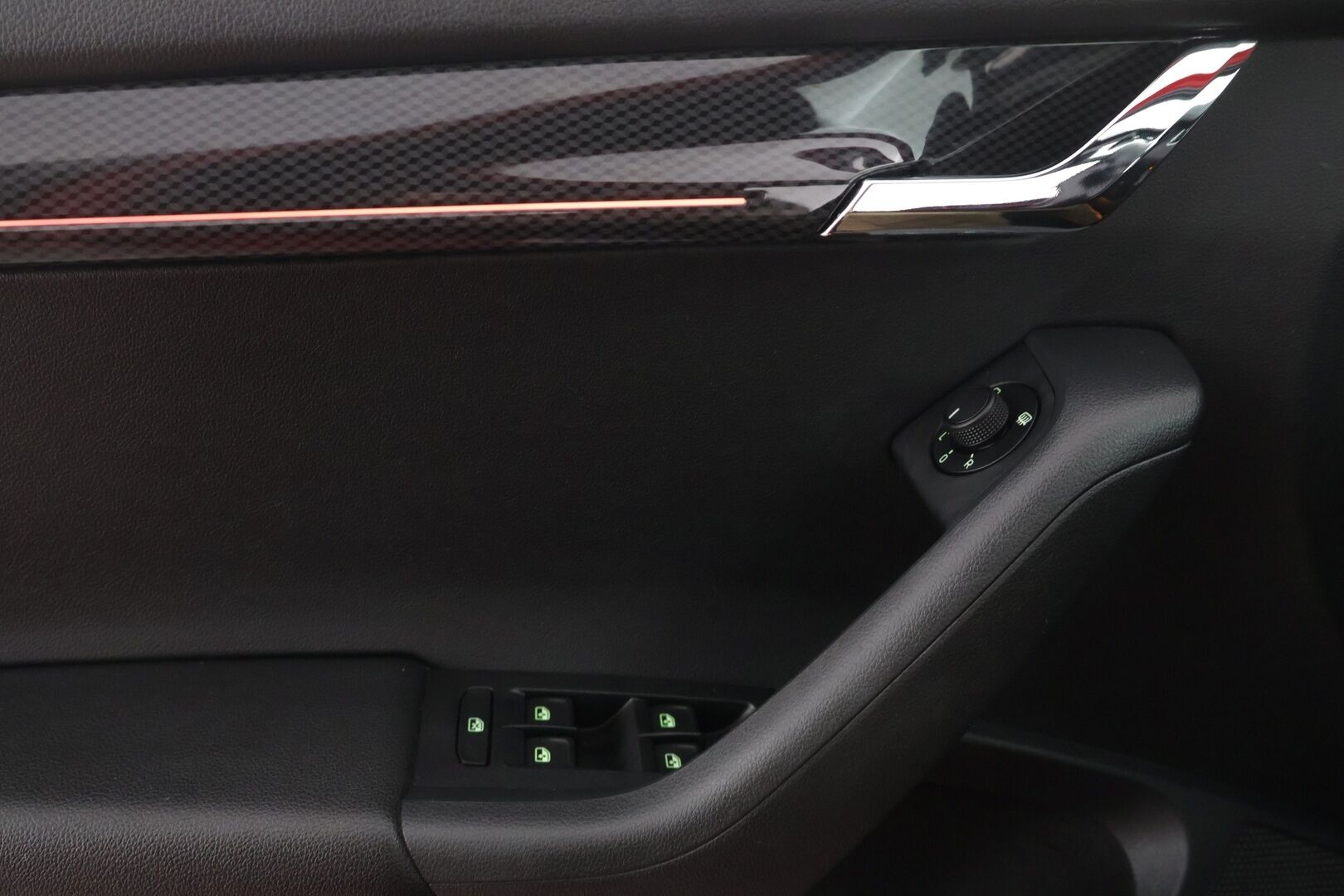 Skoda Octavia 2019 Combi 2,0 TDI 184 RS BusinessLine DSG Autom. - | ACC | Panorama | Maxton | Digimittari | Keyless | LED | APP-Connect |