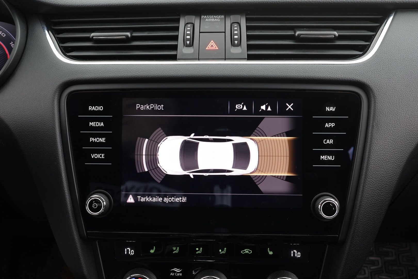 Skoda Octavia 2019 2,0 TSI RS BusinessLine DSG * Webasto / Koukku / ACC / Xenon / P.Tutkat / Navi / Kaistavahti / Keyless * - 1-om Suomi-auto / Kahdet renkaat