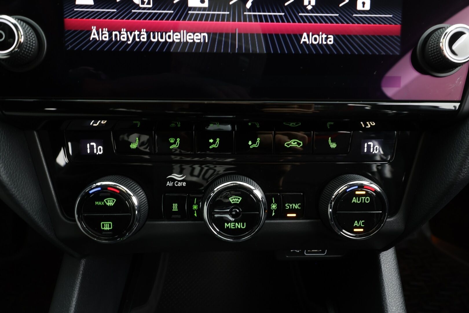 Skoda Octavia 2019 2,0 TSI RS BusinessLine DSG * Webasto / Koukku / ACC / Xenon / P.Tutkat / Navi / Kaistavahti / Keyless * - 1-om Suomi-auto / Kahdet renkaat