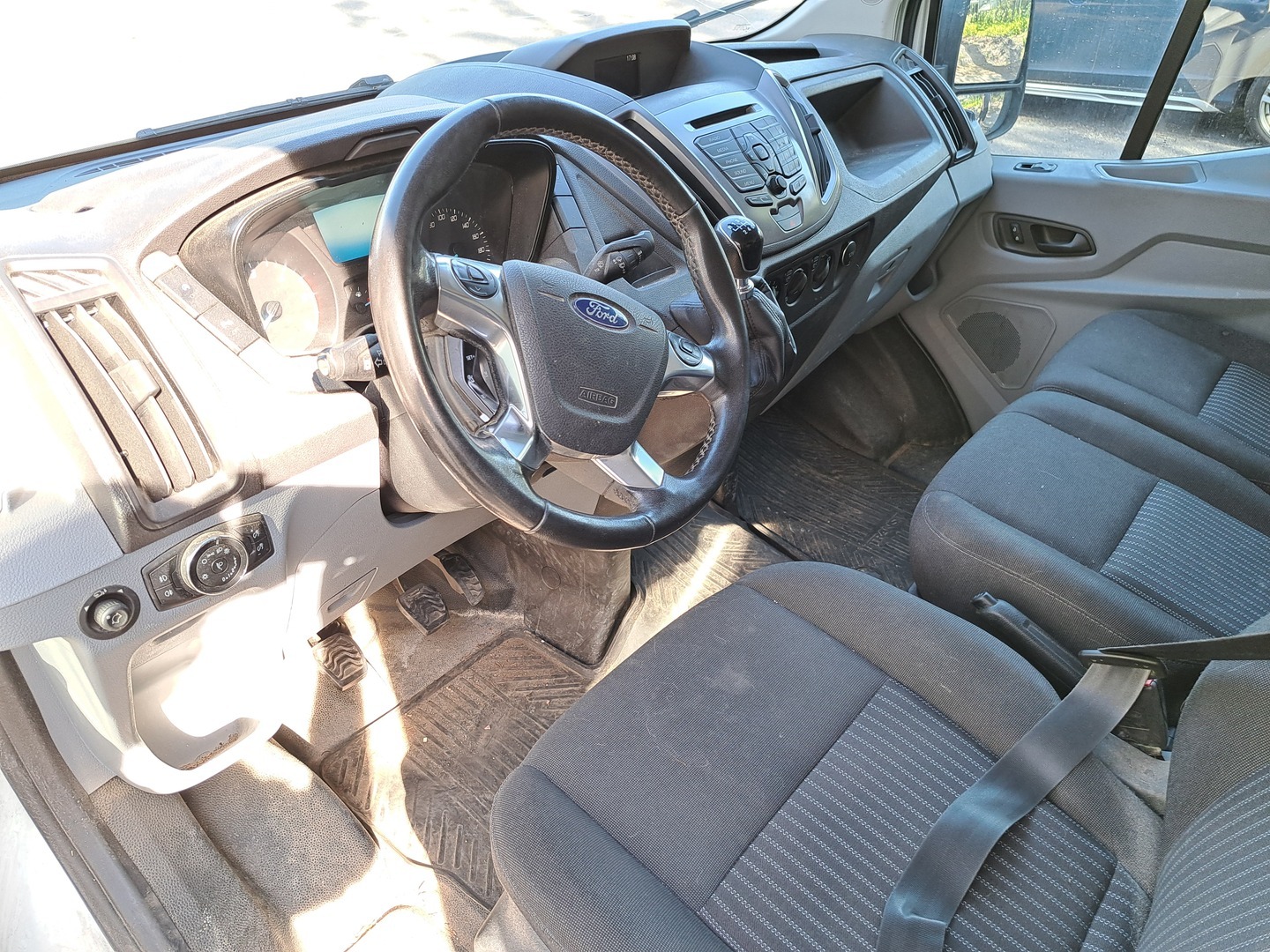 Ford Transit 2019, kuva 3/3