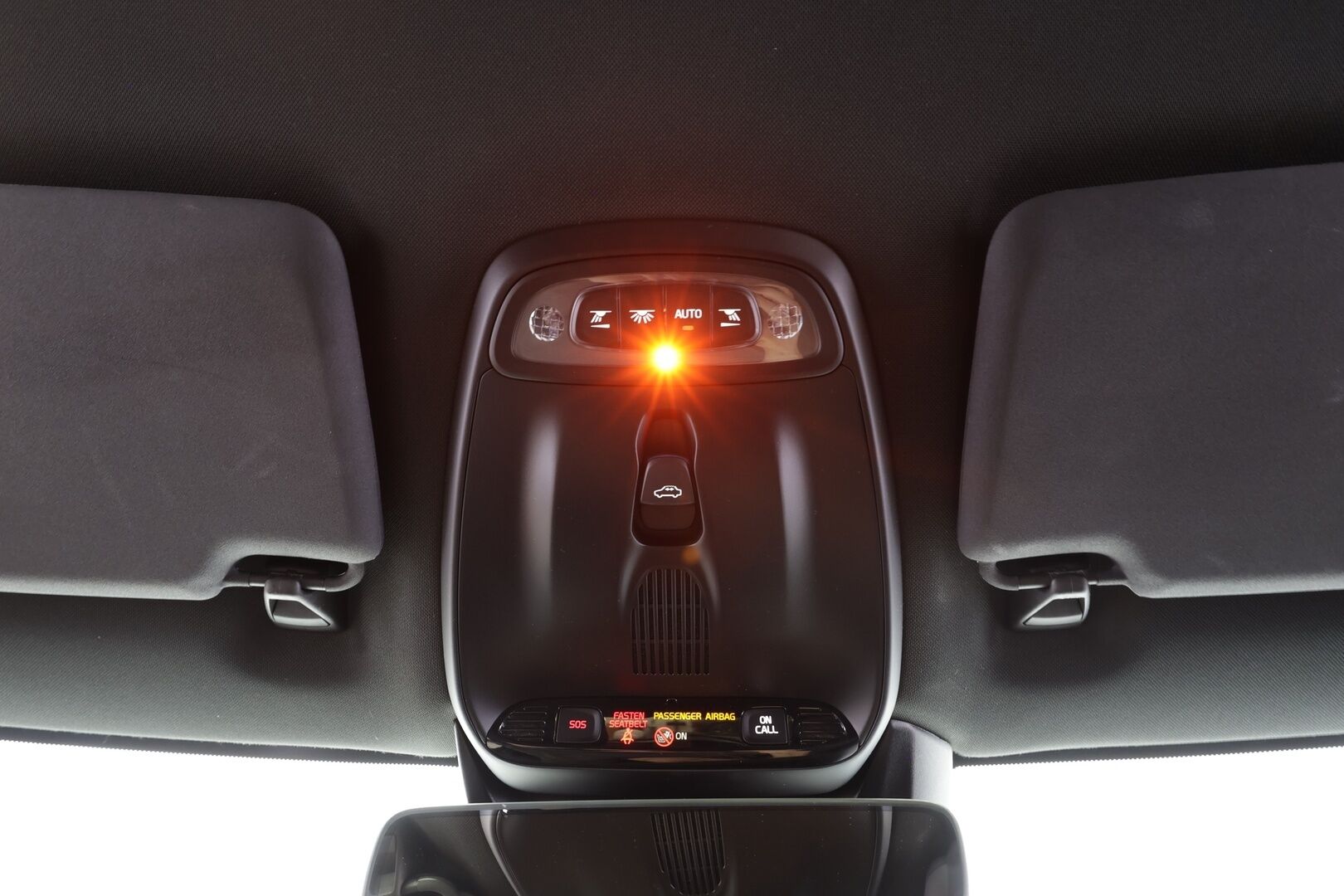 Volvo V40 2019 T2 Business Dynamic Edition aut - | Muistipenkki | Nahkasisusta | Webasto | Lasikatto | LED | Digimittari | P.kamera | Keyless | Vetokoukku | Navi | Bluetooth | 2x renkaat aluin | Huoltokirja | 