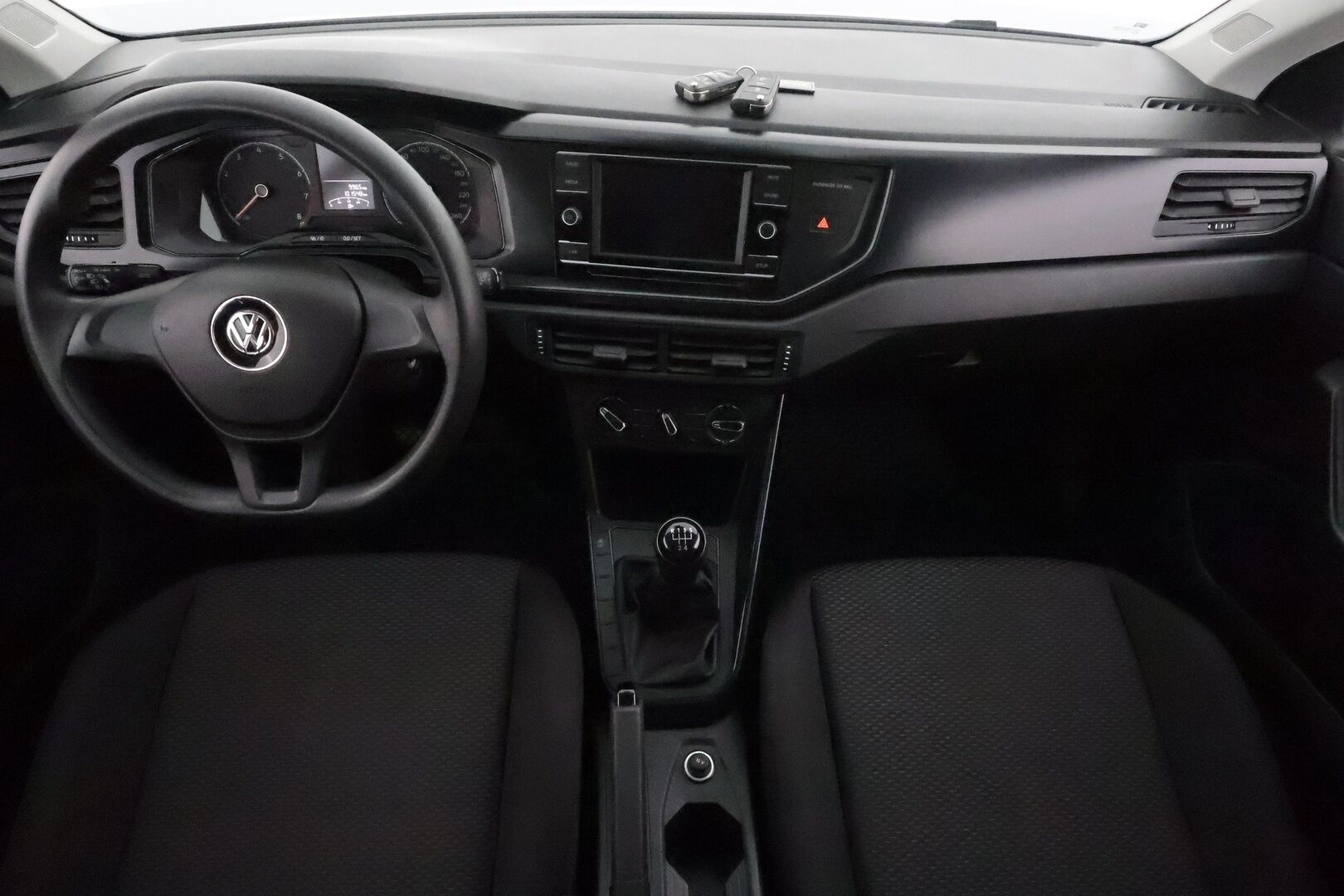 Volkswagen Polo 2019 Trendline 1,0 59 kW *Suomi-auto / Radio / Ilmastointi / Penkin lämmittimet / 2x renkaat*