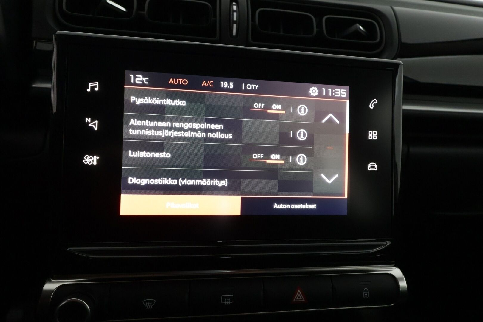 Citroen C3 2019 PureTech 110 Feel Automaatti - Jakopää tehty 01/2025 / Suomi-auto / Ennakkomyynnissä - HULLUT VÄLIPÄIVÄT KORKOTARJOUS 2,49%