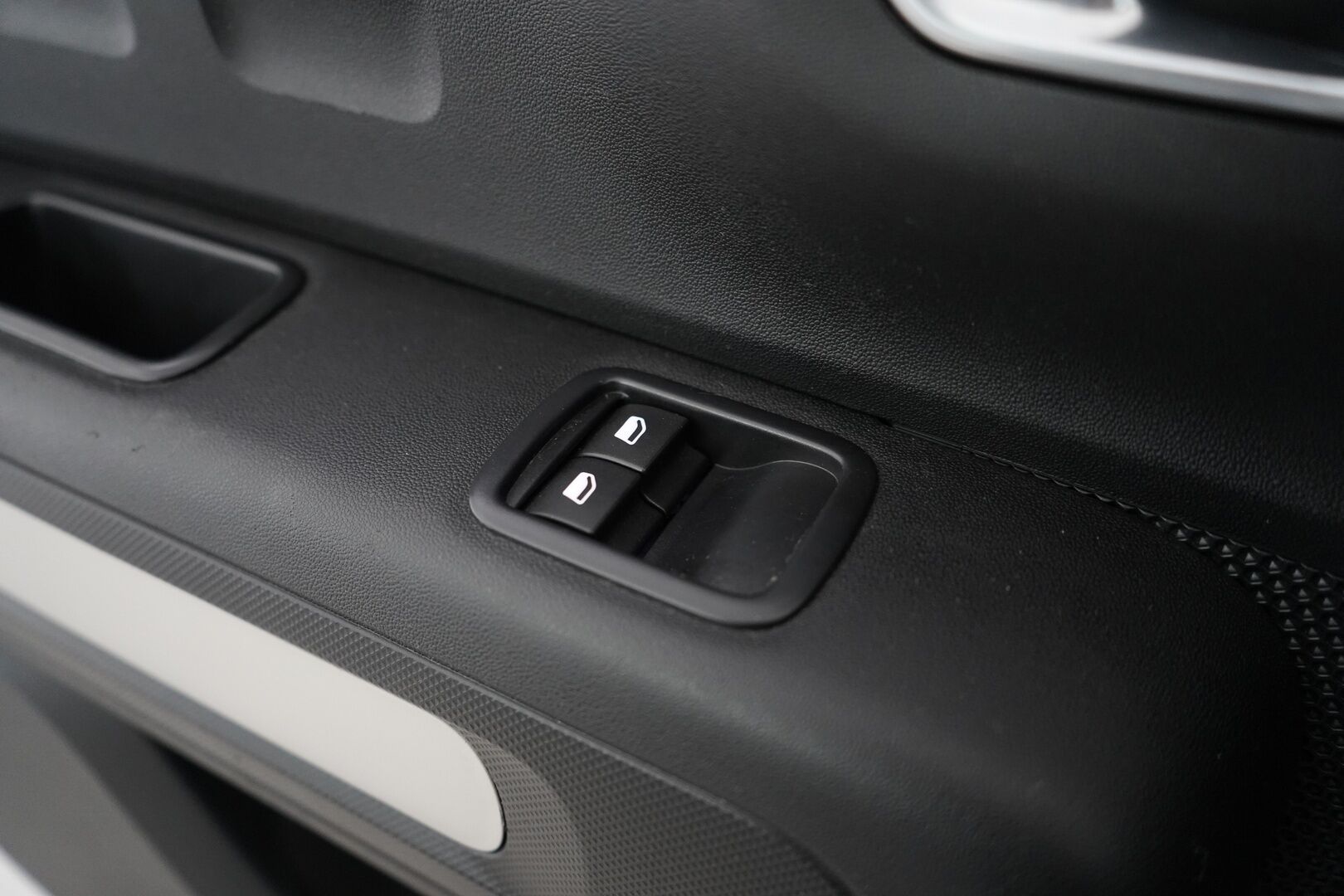 Citroen C3 2019 PureTech 110 Feel Automaatti *Huutokaupat.com* - Jakopää tehty 01/2025 / Suomi-auto / Myynnissä Huutokaupat.com sivustolla