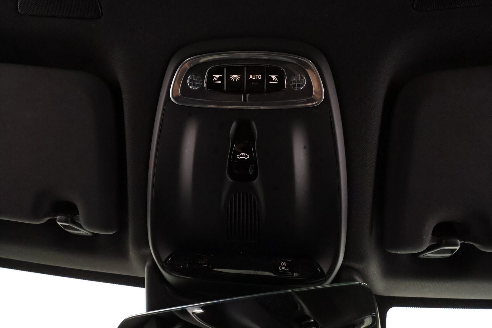 Volvo XC60 2019 T8 AWD R-Design aut * Panorama / Webasto / Koukku / ACC / Full-LED / P.kamera / Sportpenkki Muistilla / Ilma-alusta * - Suomi-auto / Kahdet renkaat / Merkkihuollettu! - Osta nyt, maksa vasta ensi vuonna