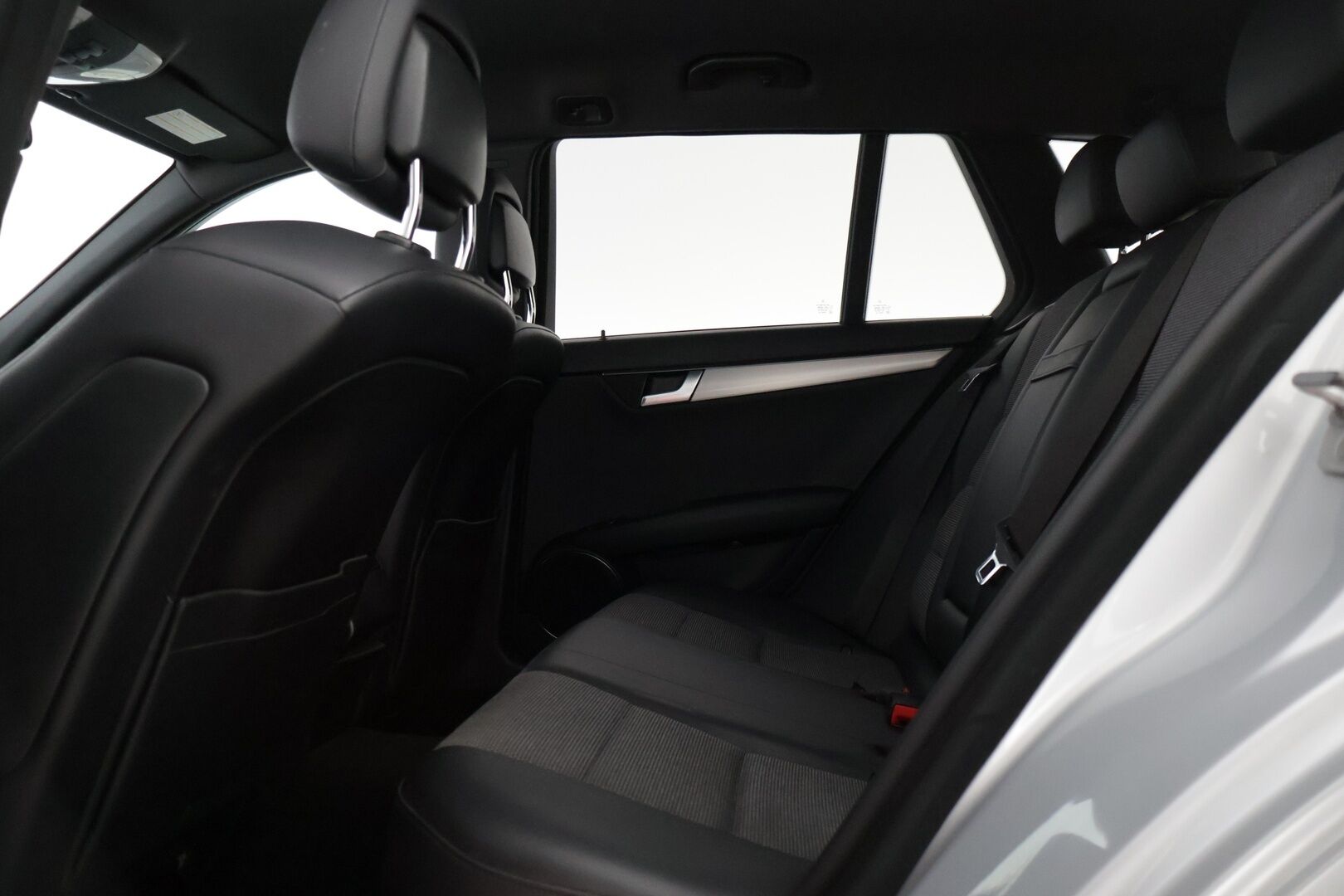 Mercedes-Benz C 2012 180 BE T A Premium Business AMG * Vetkokoukku / Lohkolämmitn sisähaaralla / Puolinahkasisusta * - 2x Hyvät renkaat vanteilla! / Hyvin huollettu / Siisti!