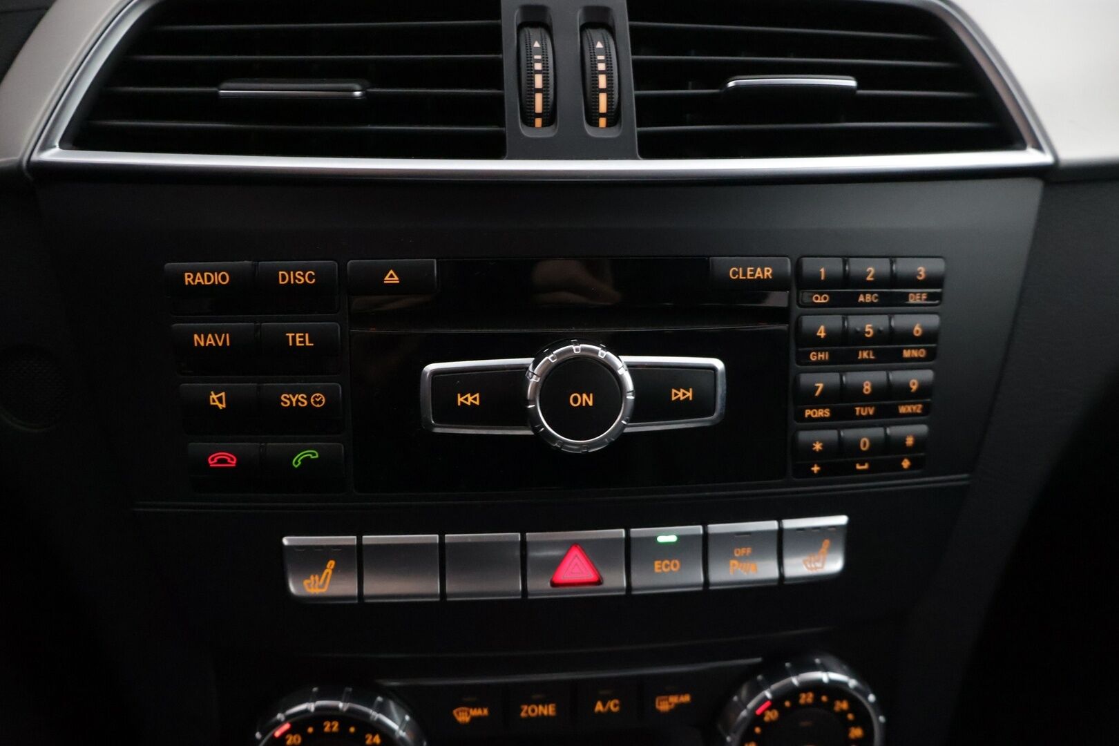 Mercedes-Benz C 2012 180 BE T A Premium Business AMG * Vetkokoukku / Lohkolämmitn sisähaaralla / Puolinahkasisusta * - 2x Hyvät renkaat vanteilla! / Hyvin huollettu / Siisti!