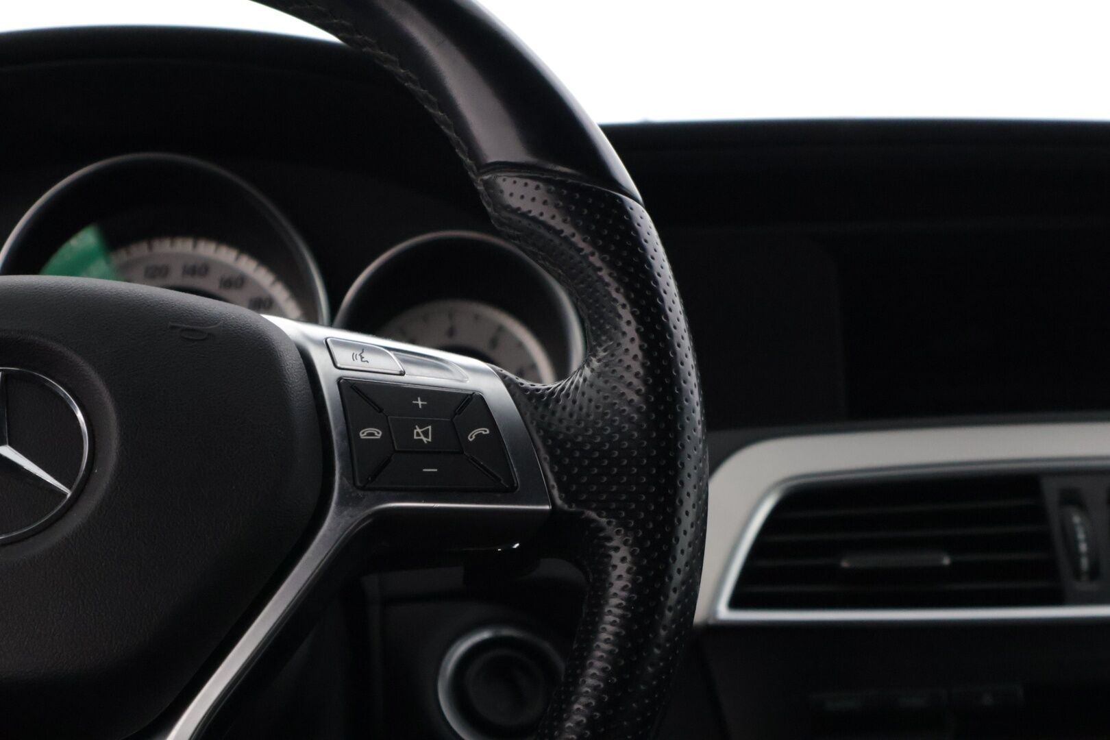 Mercedes-Benz C 2012 180 BE T A Premium Business AMG * Vetkokoukku / Lohkolämmitn sisähaaralla / Puolinahkasisusta * - 2x Hyvät renkaat vanteilla! / Hyvin huollettu / Siisti!