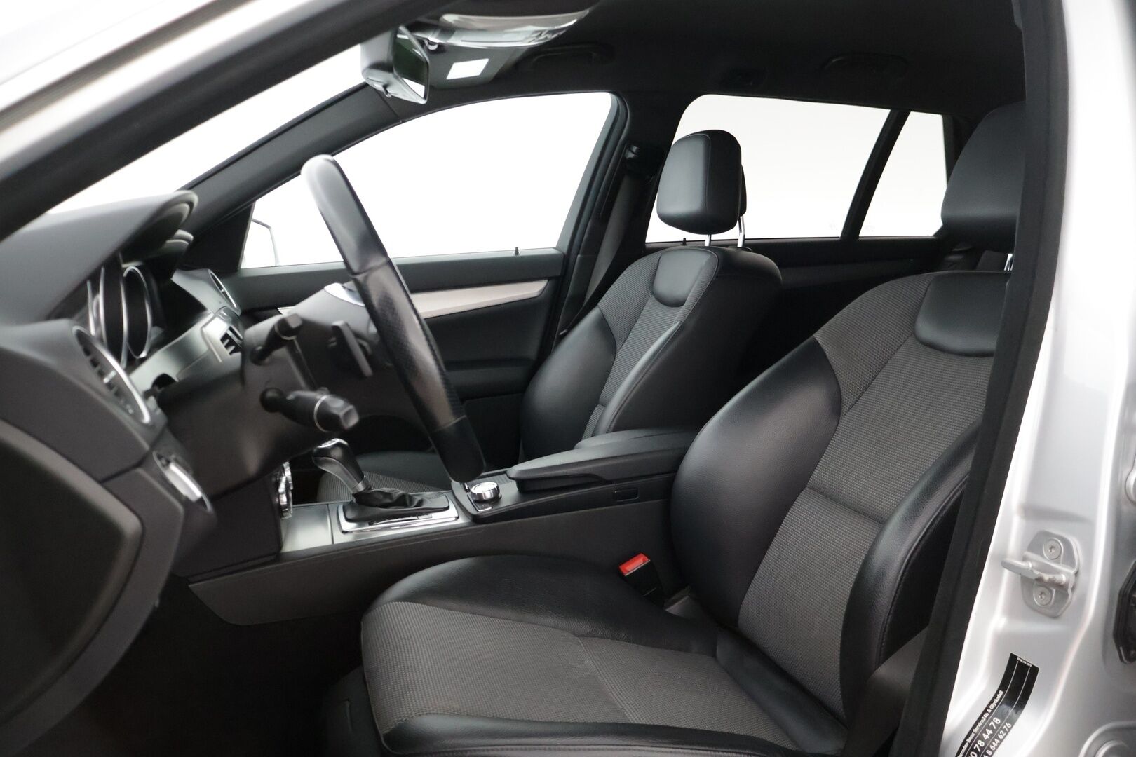 Mercedes-Benz C 2012 180 BE T A Premium Business AMG * Vetkokoukku / Lohkolämmitn sisähaaralla / Puolinahkasisusta * - 2x Hyvät renkaat vanteilla! / Hyvin huollettu / Siisti!