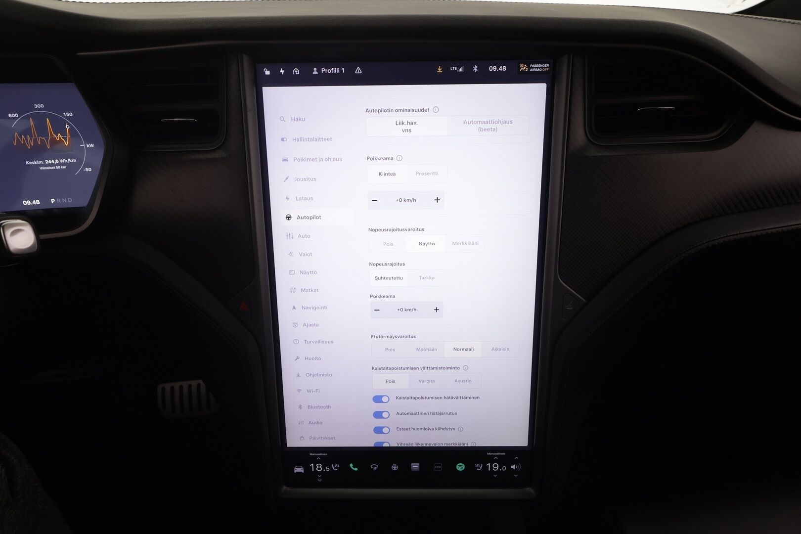 Tesla Model X 2019 Performance AWD - | ACC | Koukku | Ludicrous+ | 7-paikkainen | Ilma-alusta | Premium audio | Lasikatto | Nahkasisusta | Muistipenkki | Autosteer | P.kamera | 