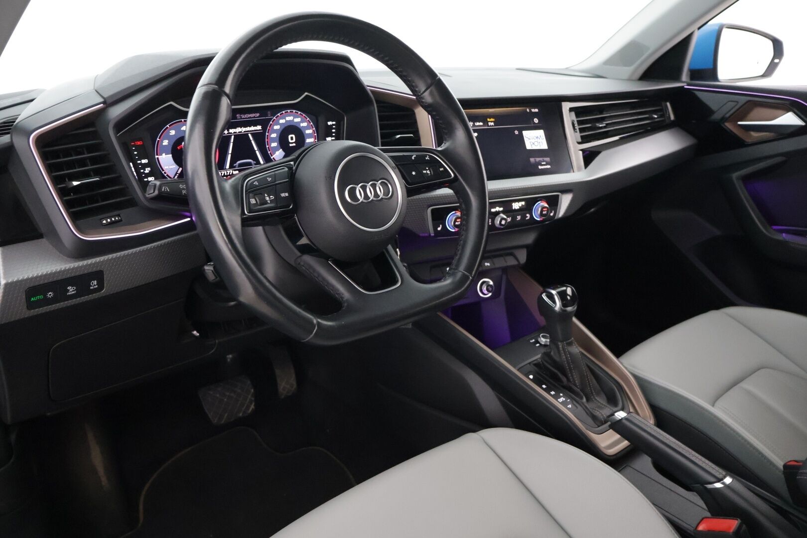 Audi A1 2019 Sportback Business S line 30 TFSI 85 kW S tronic // ACC / Bang&Olufsen / Ambient / Nahkaistuimet* - 2x Renkaat vanteilla / Hyvät huollot / Näyttävä!!
