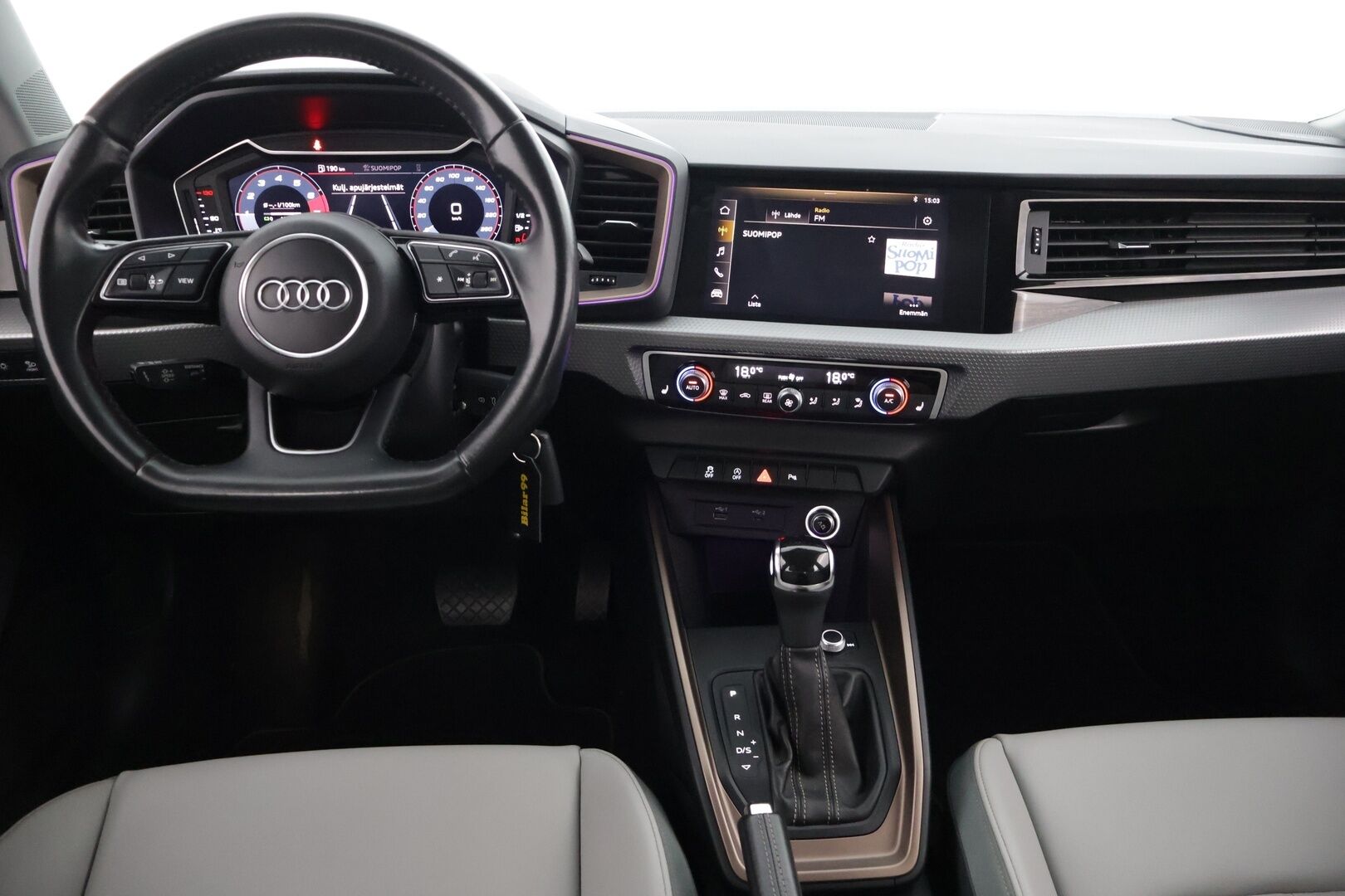 Audi A1 2019 Sportback Business S line 30 TFSI 85 kW S tronic // ACC / Bang&Olufsen / Ambient / Nahkaistuimet* - 2x Renkaat vanteilla / Hyvät huollot / Näyttävä!!