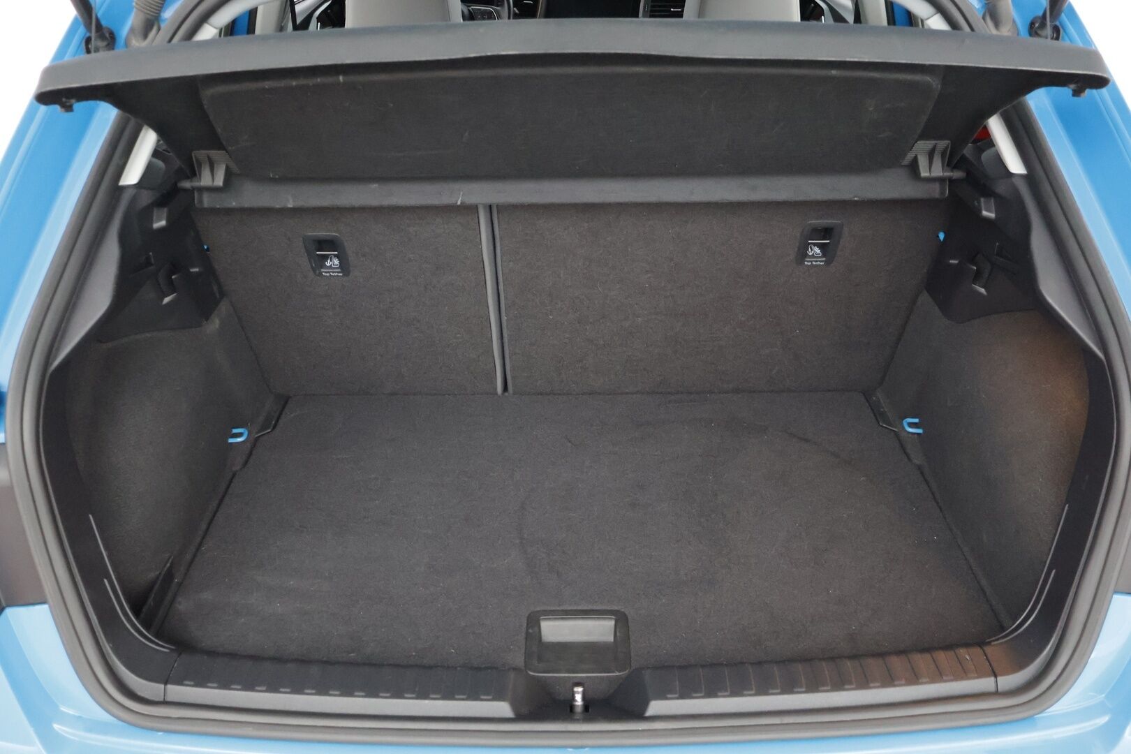 Audi A1 2019 Sportback Business S line 30 TFSI 85 kW S tronic // ACC / Bang&Olufsen / Ambient / Nahkaistuimet* - 2x Renkaat vanteilla / Hyvät huollot / Näyttävä!!