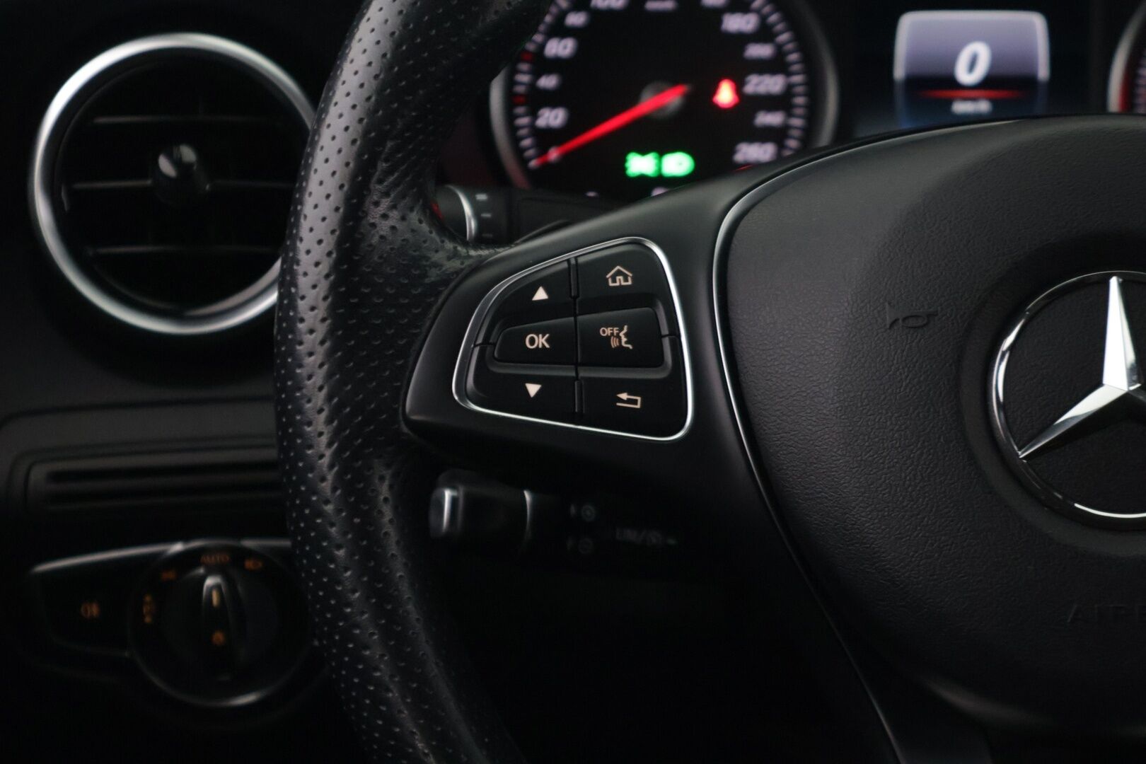 Mercedes-Benz GLC 2019 220 d Coupé 4Matic A Edition Business