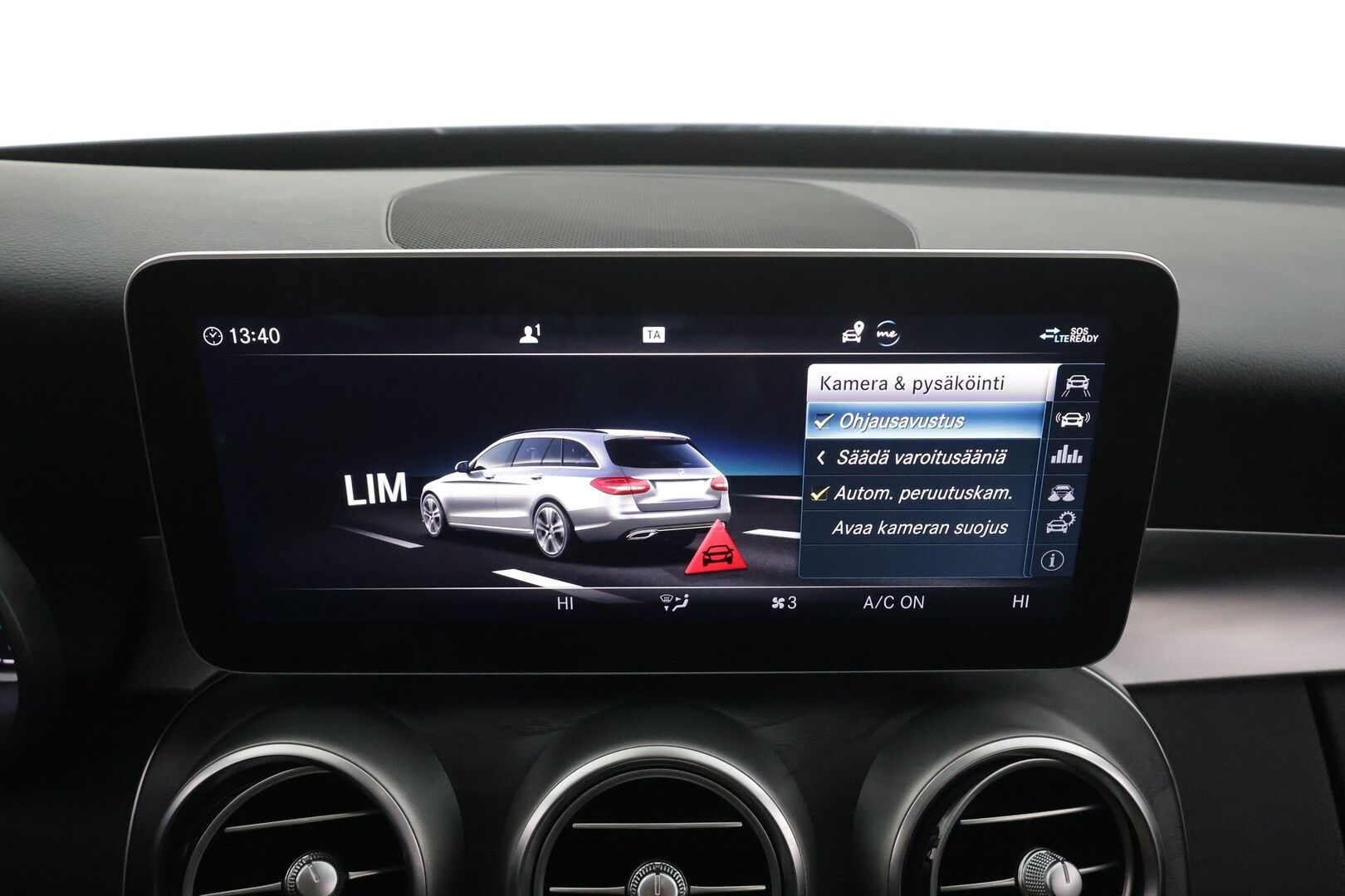 Mercedes-Benz C 2019 200 T A Business Avantgarde * Vakkari / Multibeam LED / Koukku / P.Kamera / Burmester / Puolisähkö sporttipenkit * - Suomi-auto / Kahdet renkaat