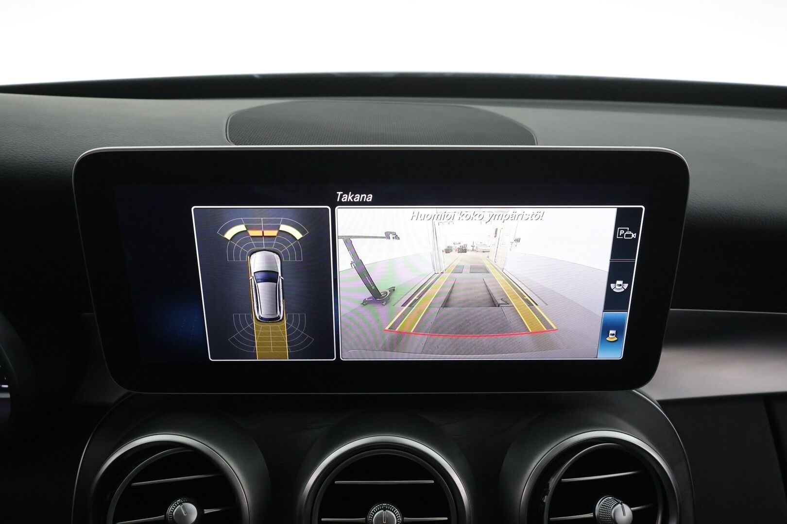 Mercedes-Benz C 2019 200 T A Business Avantgarde * Vakkari / Multibeam LED / Koukku / P.Kamera / Burmester / Puolisähkö sporttipenkit * - Suomi-auto / Kahdet renkaat