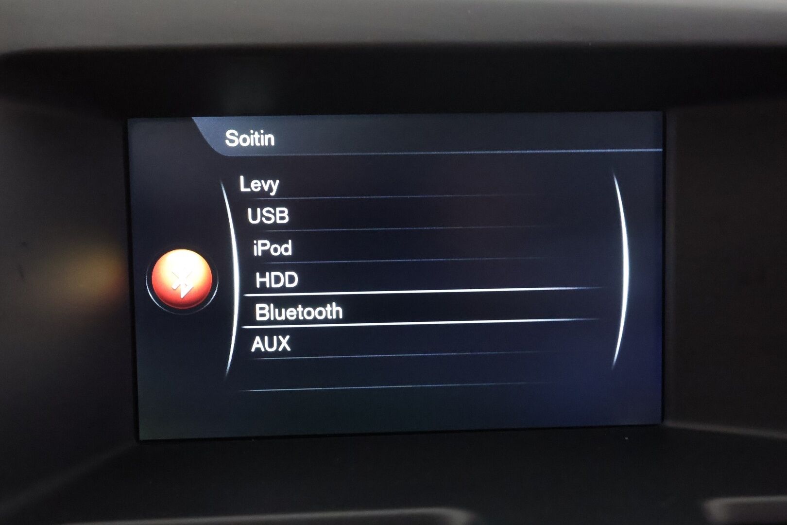 Volvo XC60 2015 D4 AWD Summum aut - Vakkari | P.tutkat | Panorama | Koukku | Webasto | Muistipenkki | Digimittaristo | Navi | Kaarrevalot | Kahdet renkaat aluvanteilla