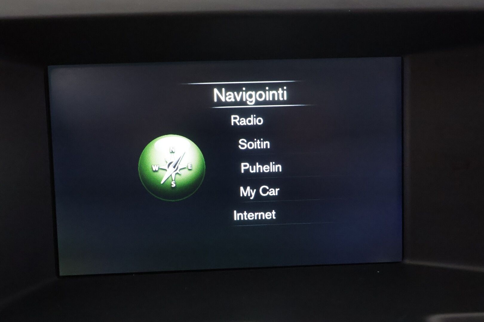 Volvo XC60 2015 D4 AWD Summum aut - Vakkari | P.tutkat | Panorama | Koukku | Webasto | Muistipenkki | Digimittaristo | Navi | Kaarrevalot | Kahdet renkaat aluvanteilla
