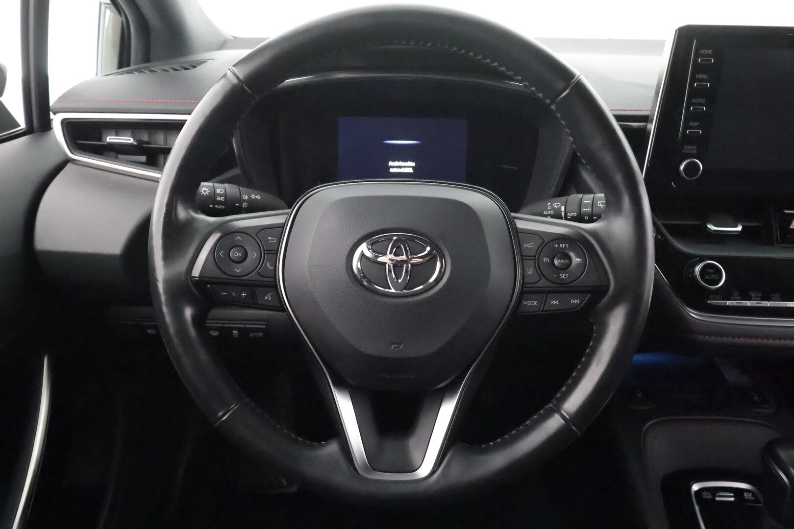Toyota Corolla 2019 Touring Sports 1,8 Hybrid Style - | ACC | Lohko | LED | P.Kamera | Ratinlämmitys | 1.Om Suomi-auto | Kahdet Renkaat | Merkkihuollettu |