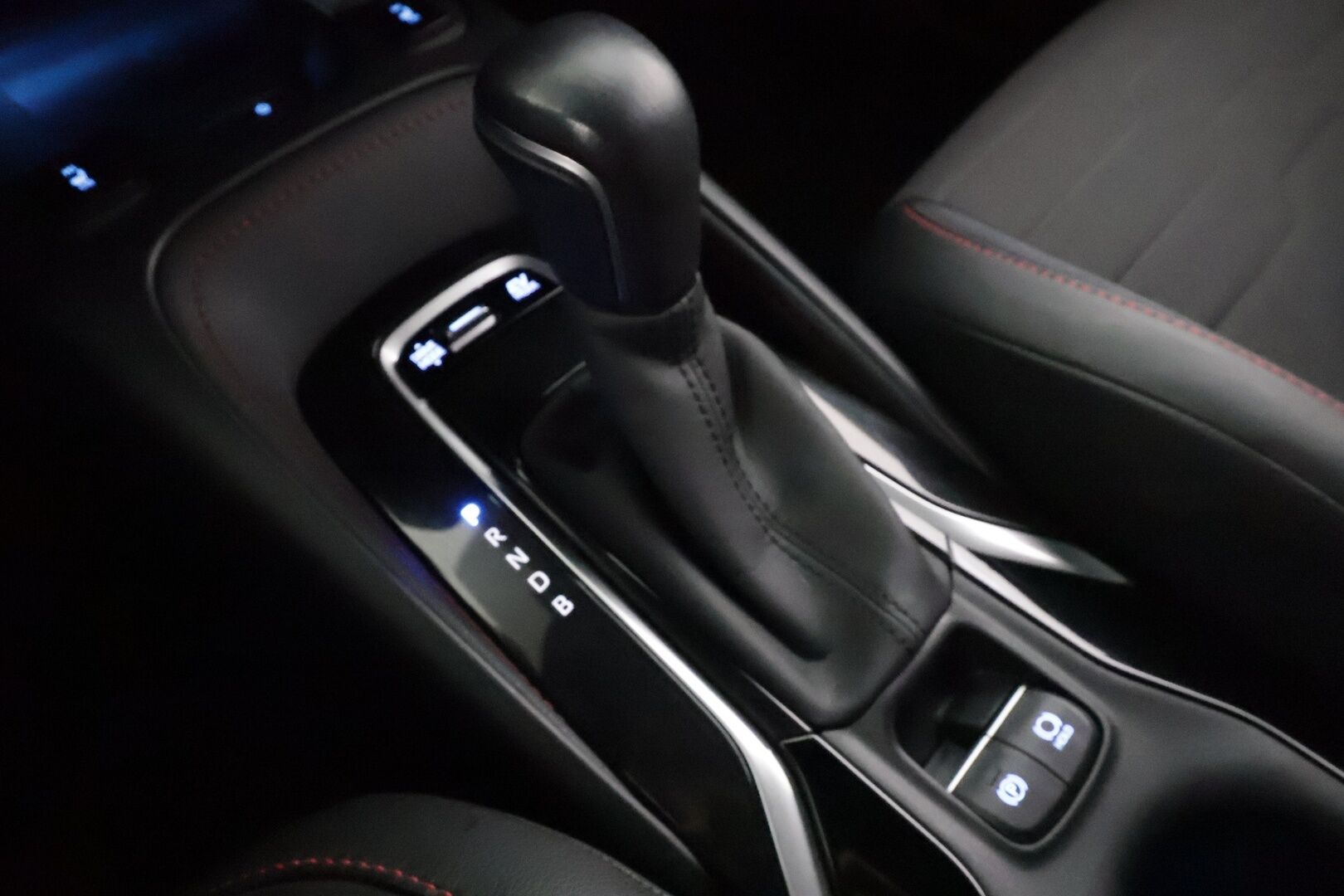 Toyota Corolla 2019 Touring Sports 1,8 Hybrid Style - | ACC | Lohko | LED | P.Kamera | Ratinlämmitys | 1.Om Suomi-auto | Kahdet Renkaat | Merkkihuollettu |