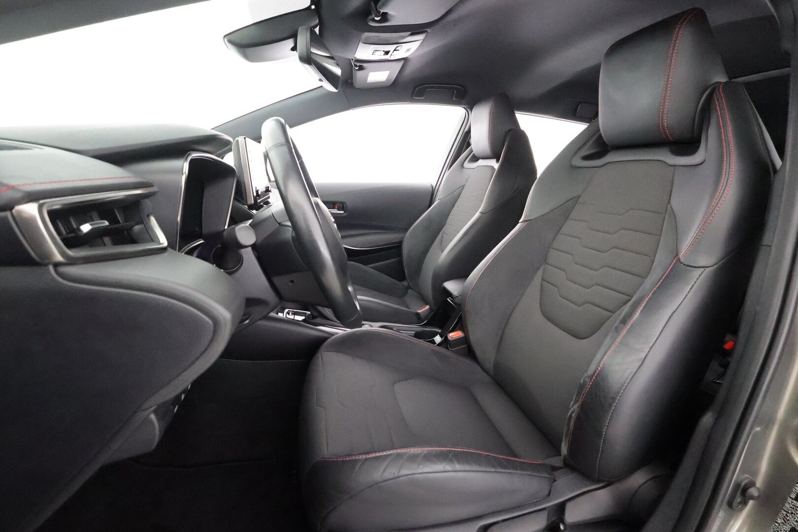 Toyota Corolla 2019 Touring Sports 1,8 Hybrid Style - | ACC | Lohko | LED | P.Kamera | Ratinlämmitys | 1.Om Suomi-auto | Kahdet Renkaat | Merkkihuollettu |