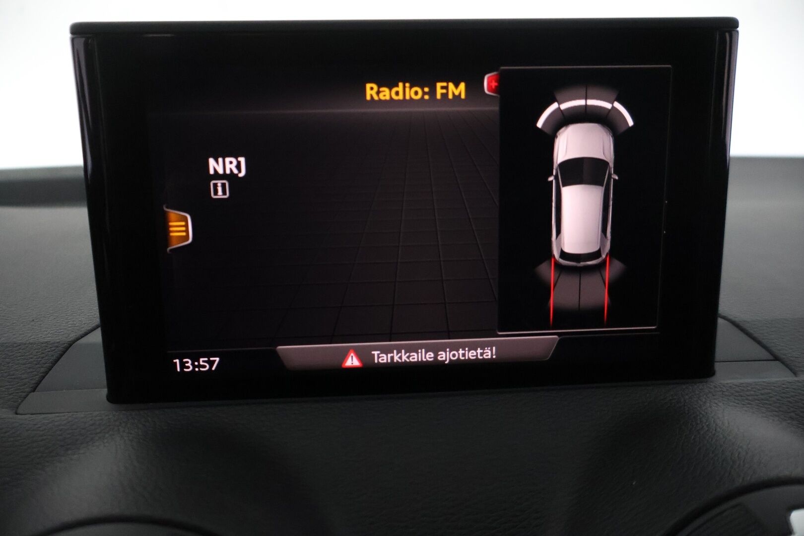 Audi SQ2 2020 TFSI quattro S tronic - | Suomi-auto | Adapt.vakkari | B&O | Panorama | Carplay | Ambient | Kaistavahti | Lohko | 2x renkaat |
