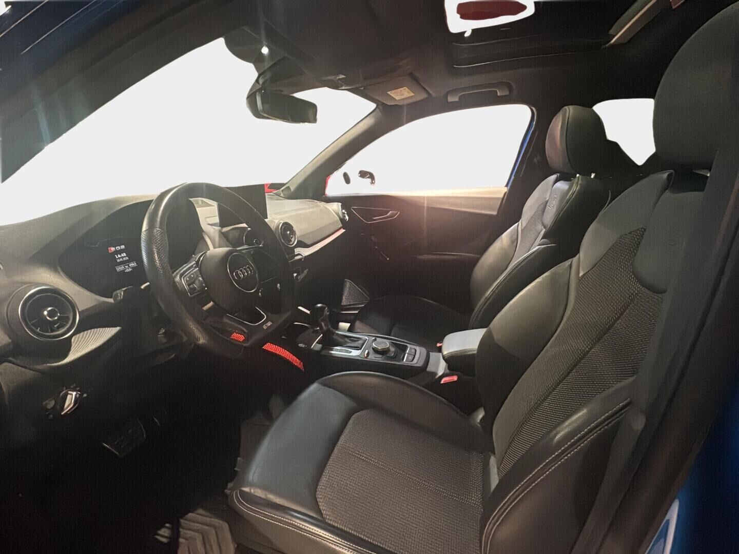 Audi SQ2 2020 TFSI quattro S tronic - | Suomi-auto | Adapt.vakkari | B&O | Panorama | Carplay | Ambient | Kaistavahti | Lohko | 2x renkaat |
