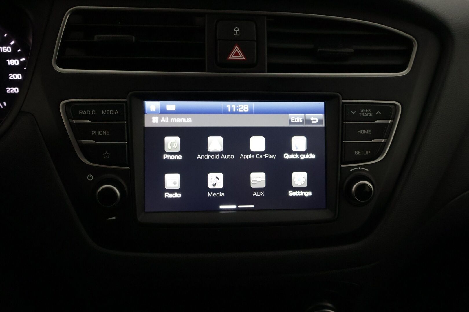 Hyundai i20 Hatchback 2019 1,0 T-GDI 120 hv Style aut. * Suomiauto / Lohkolämmitin / P.kamera / Ratinlämmitin / CarPlay / Aut.ilmastointi * - *Vähän ajettu Suomiauto! / Katsastus voimassa 10/2027 saakka! / Mukavasti varusteltu!*