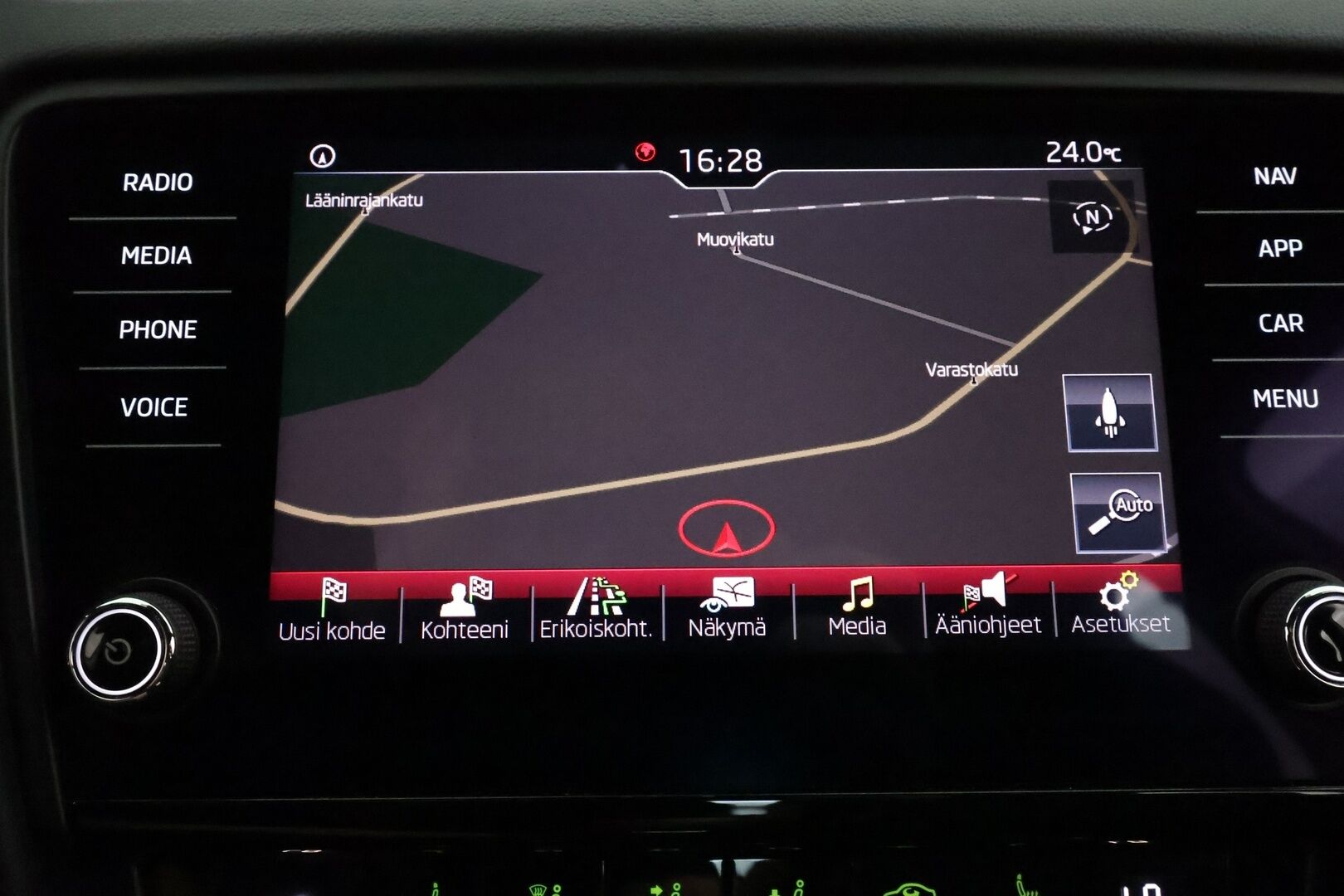 Skoda Octavia 2019 2,0 TDI 184 RS BusinessLine DSG Autom **Adapt.vakkari / Webasto / KeylessGo / Sporttipenkit / Navi / P.tutkat** - Suomi-auto / Kahdet renkaat aluvanteilla