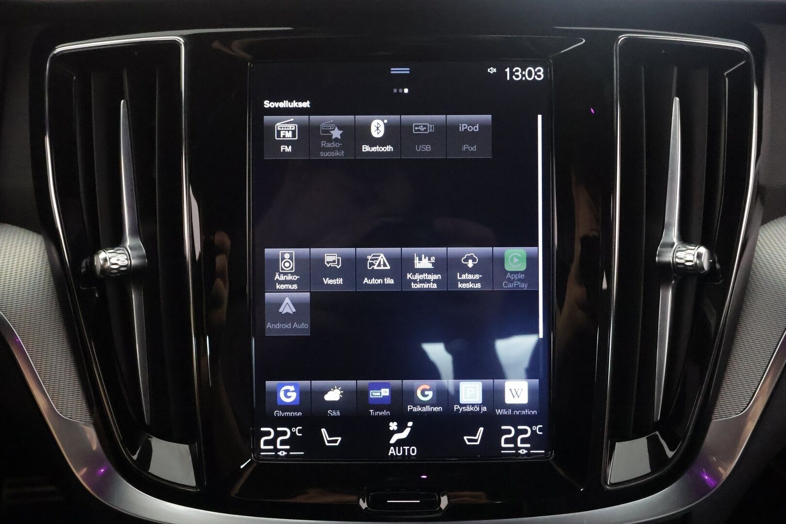 Volvo S60 2019 T8 TwE AWD Business R-Design aut - Bowers&Wilkins | ACC | Muistipenkki | Full-LED | P.Kamera | Muistipenkki | Ratinlämmitys | Keyless | Sporttipenkit | Suomi-auto
