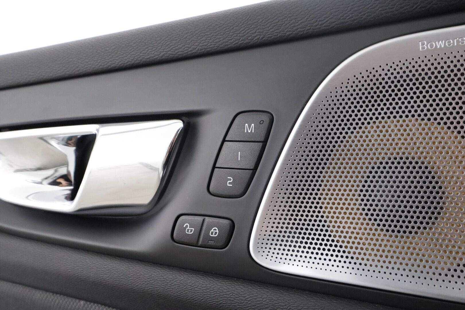 Volvo S60 2019 T8 TwE AWD Business R-Design aut - Bowers&Wilkins | ACC | Muistipenkki | Full-LED | P.Kamera | Muistipenkki | Ratinlämmitys | Keyless | Sporttipenkit | Suomi-auto
