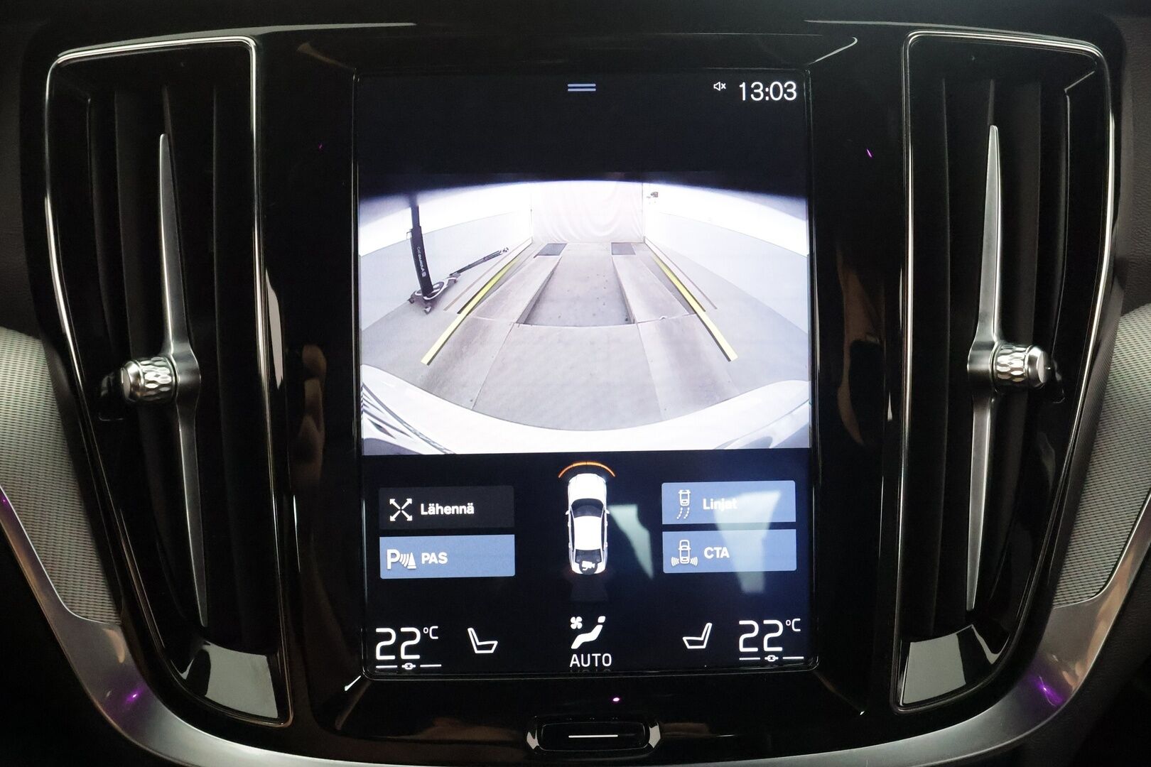 Volvo S60 2019 T8 TwE AWD Business R-Design aut - Bowers&Wilkins | ACC | Muistipenkki | Full-LED | P.Kamera | Muistipenkki | Ratinlämmitys | Keyless | Sporttipenkit | Suomi-auto
