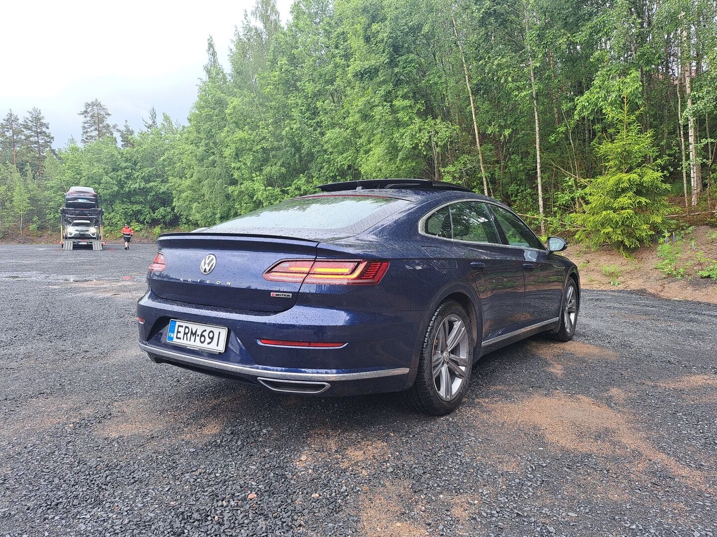 Volkswagen Arteon 2019 R-Line Limited Edition 2,0 TDI SCR 140 kW (190 hv) 4MOTION DSG-automaatti / ACC / Panoraama / Webasto / 360° kamera - 3,99 % KORKOTARJOUS TÄHÄN AUTOON - 