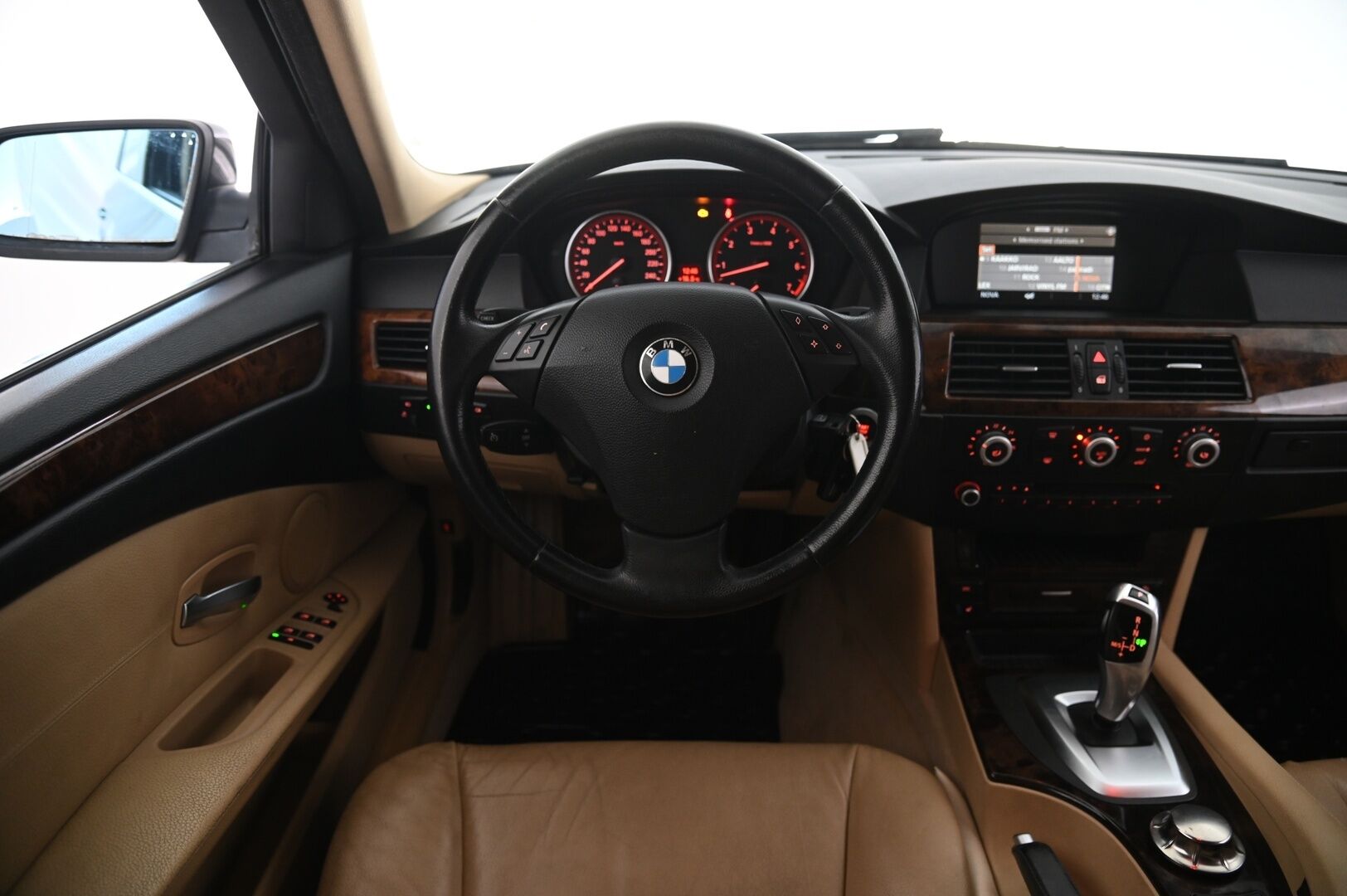 BMW 523 2008 *Myydään Huutokaupat.com*
