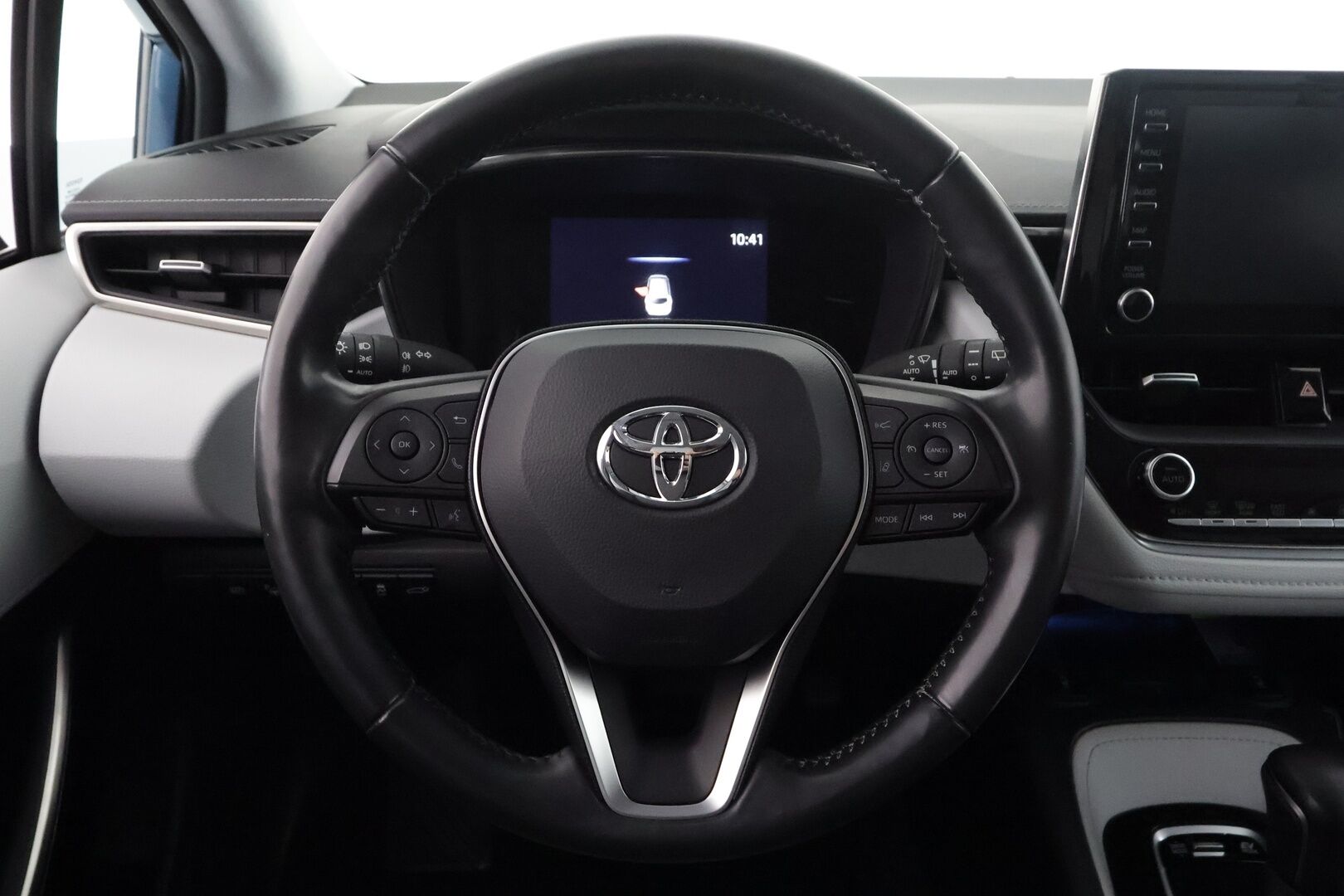 Toyota Corolla 2019 Touring Sports 1,8 Hybrid Style - | ACC | Koukku | Puolinahat | P.kamera ja tutkat | Navi | Keyless | LTA | PCS | RSA | Lämm. ratti | Lohko+sisälämmitin | Merkkihuollot | 2x renkaat aluin | - KORKO VAIN 3,99 %
