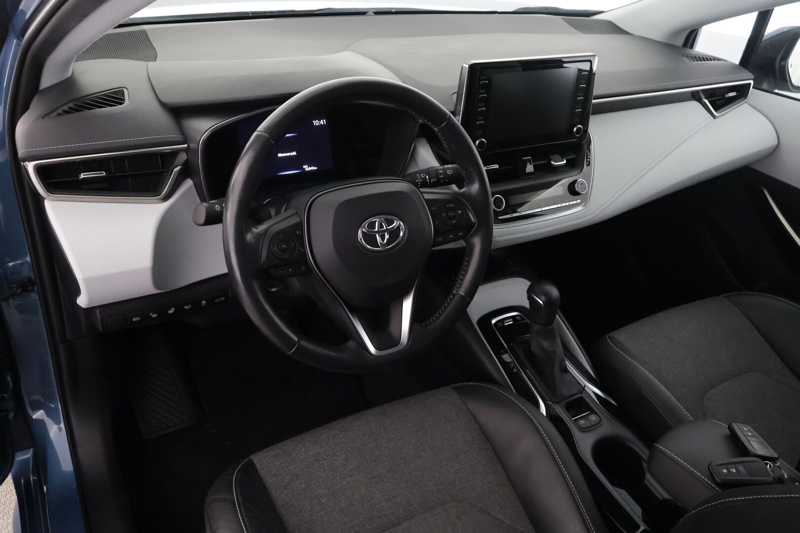 Toyota Corolla 2019 Touring Sports 1,8 Hybrid Style - | ACC | Koukku | Puolinahat | P.kamera ja tutkat | Navi | Keyless | LTA | PCS | RSA | Lämm. ratti | Lohko+sisälämmitin | Merkkihuollot | 2x renkaat aluin | - KORKO VAIN 3,99 %