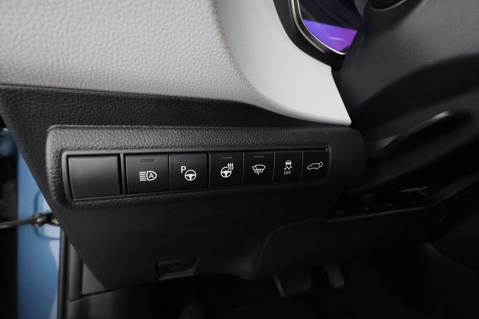 Toyota Corolla 2019 Touring Sports 1,8 Hybrid Style - | ACC | Koukku | Puolinahat | P.kamera ja tutkat | Navi | Keyless | LTA | PCS | RSA | Lämm. ratti | Lohko+sisälämmitin | Merkkihuollot | 2x renkaat aluin | - KORKO VAIN 3,99 %