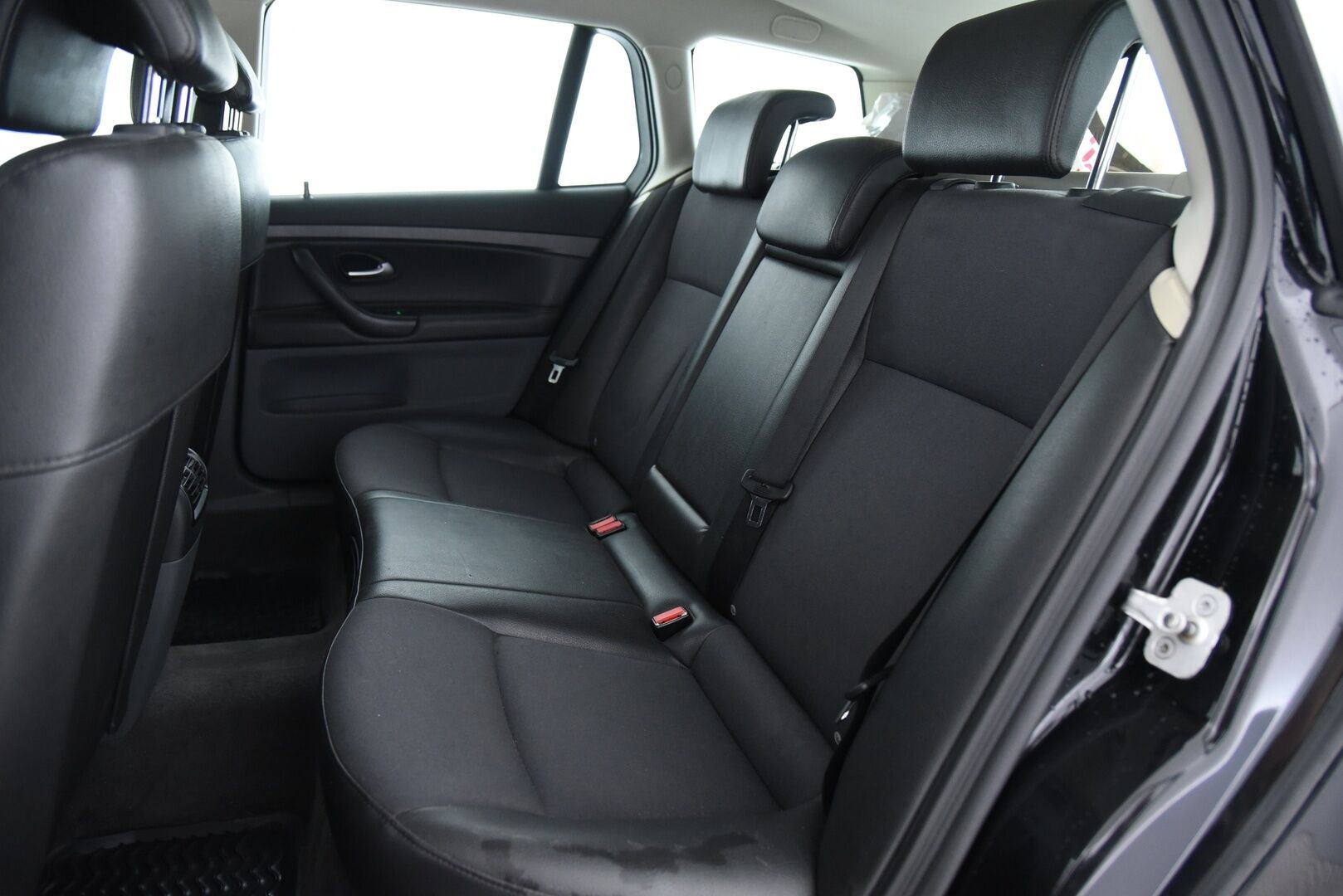 Saab 9-3 2007 Sport Combi 2,0t Linear A5 / YritysOutlet - Myydään vain yrityksille - - YritysOutlet - Myydään vain yrityksille