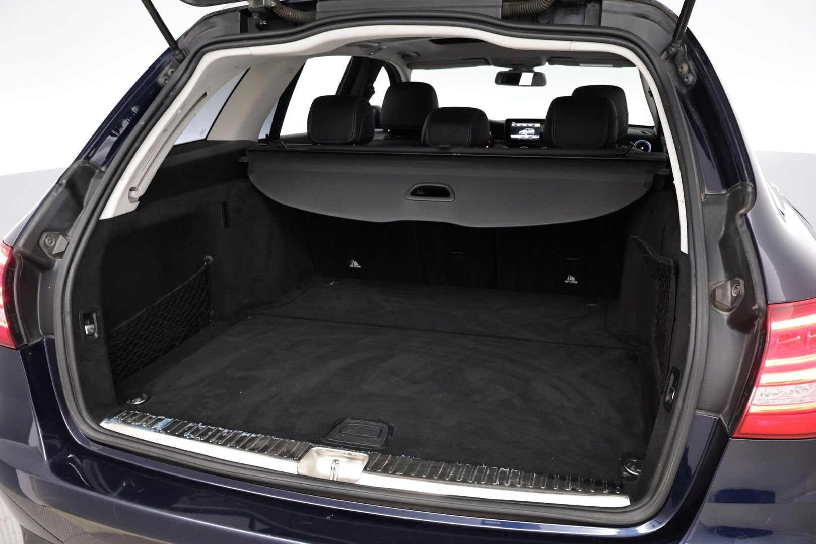 Mercedes-Benz C 2016 220 d T A Premium Business - Vetokoukku | Panoraama | Puolinahkasisusta | LED High Performance | Sporttipenkit | Vakkari | Huippusiisti | Särmästi huollettu!