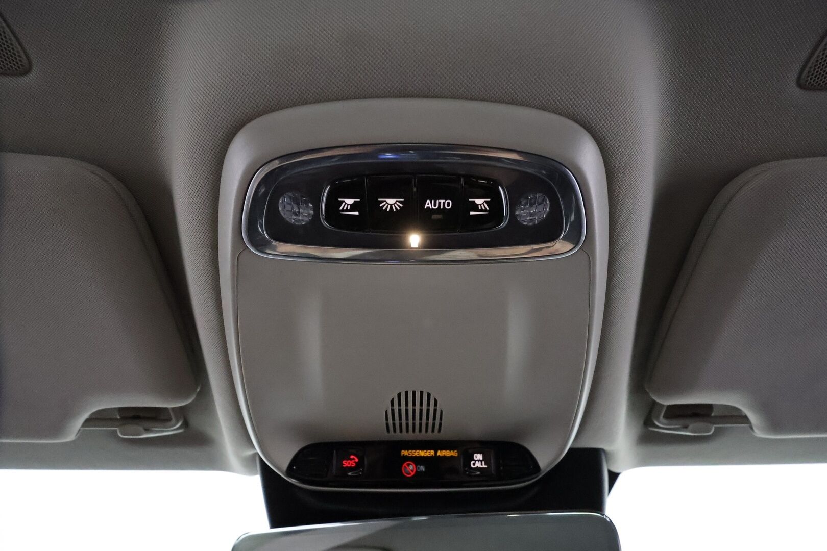 Volvo V90 2017 D4 Momentum **Adapt. vakkari / Webasto / VOC / Puolinahat / Keyless / AppleCarPlay / P.tutkat**