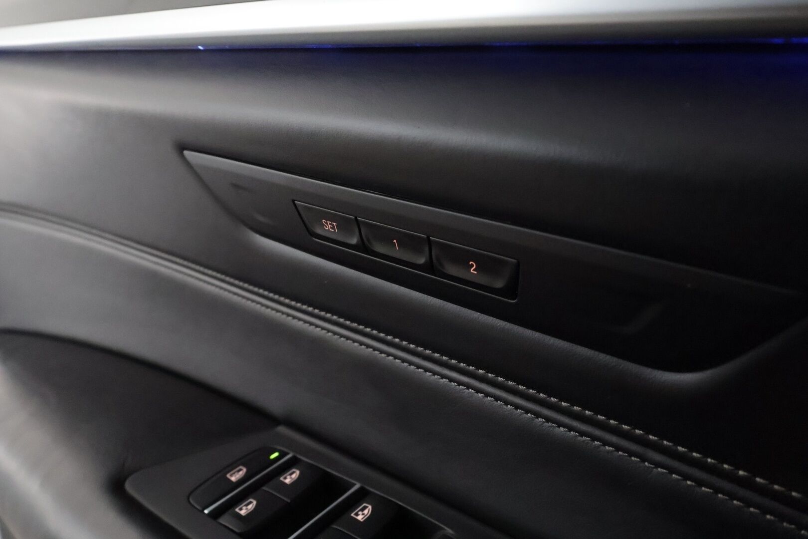 BMW 520 2017 G30 Sedan 520d A xDrive Business M Sport - Webasto | HUD | Harman&Kardon | 360° Kamera | Adapt.LED | Timantti Nappanahat | Sporttipenkit | Professional Navi