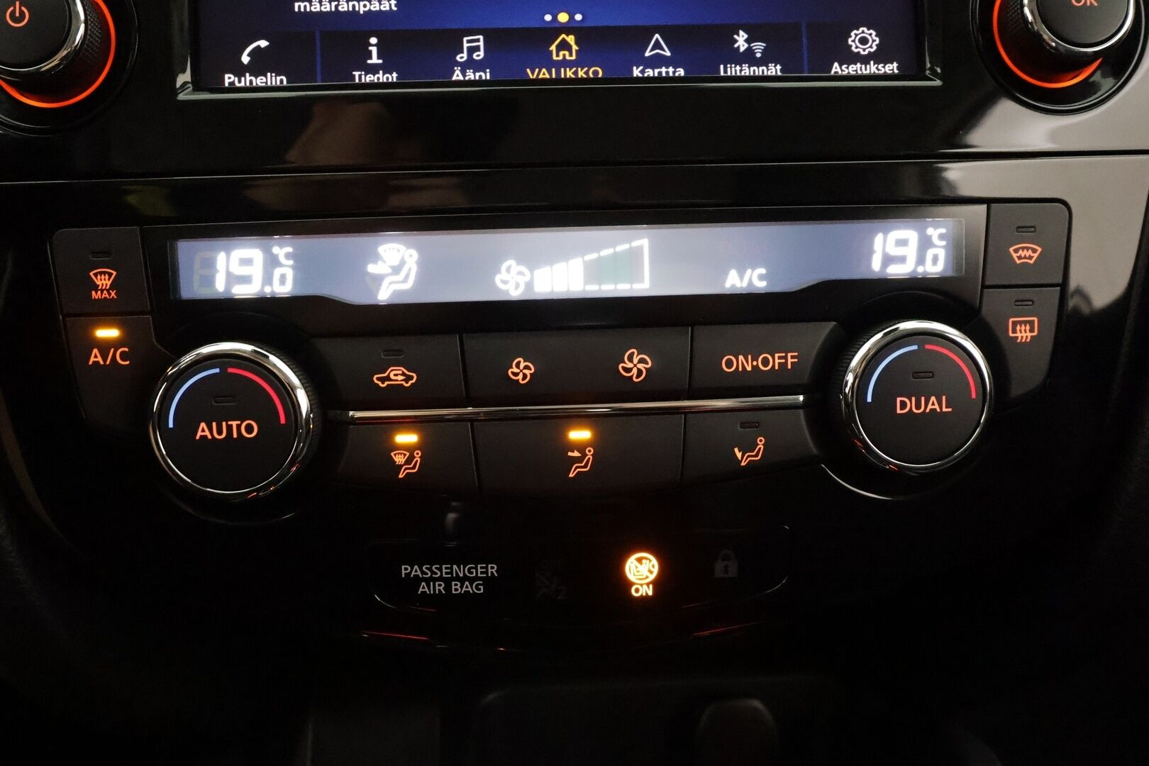 Nissan Qashqai 2020 DIG-T 160 Tekna 2WD DCT ProPilot EVAPO - | ACC | Lohko | Koukku | 360-kamera | Puolinahat | Sähköpenkki | Apple&Android | Suomi-auto | Kahdet Renkaat |